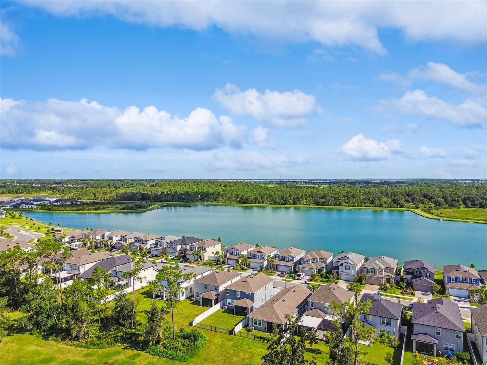 Listing photo id 80 for 31854 Asbury Avenue