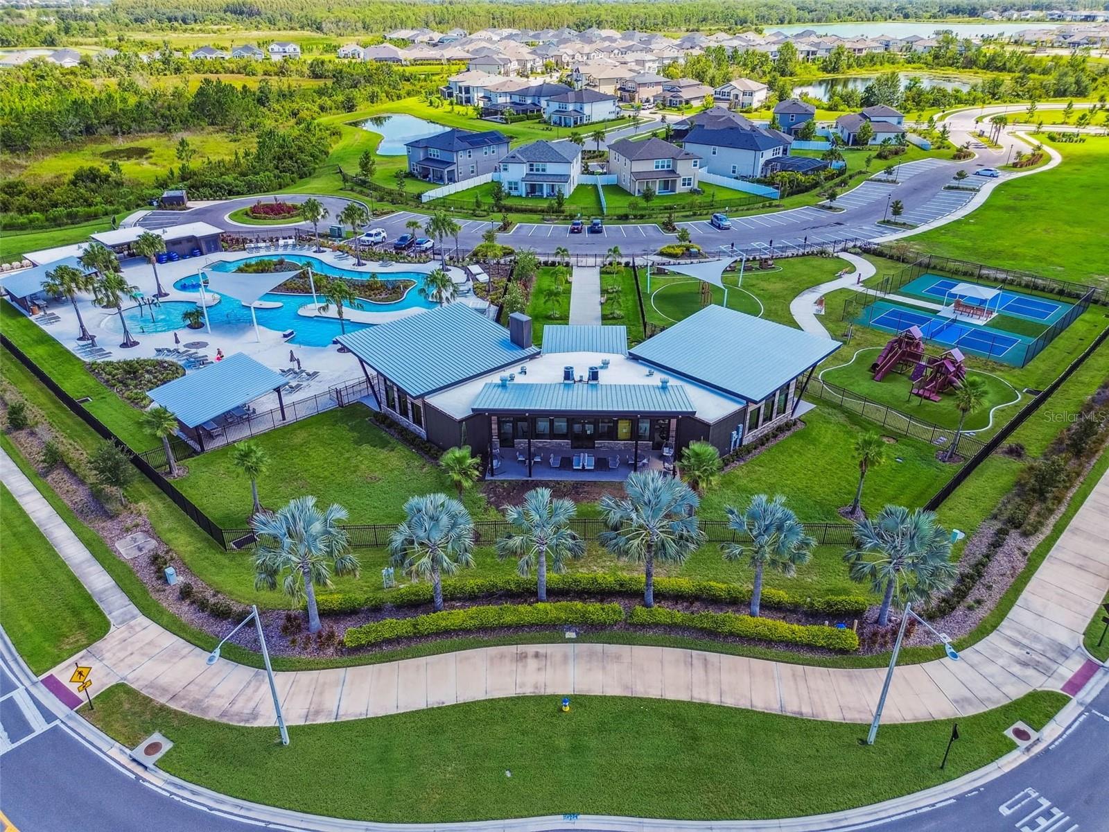 Listing photo id 87 for 31854 Asbury Avenue