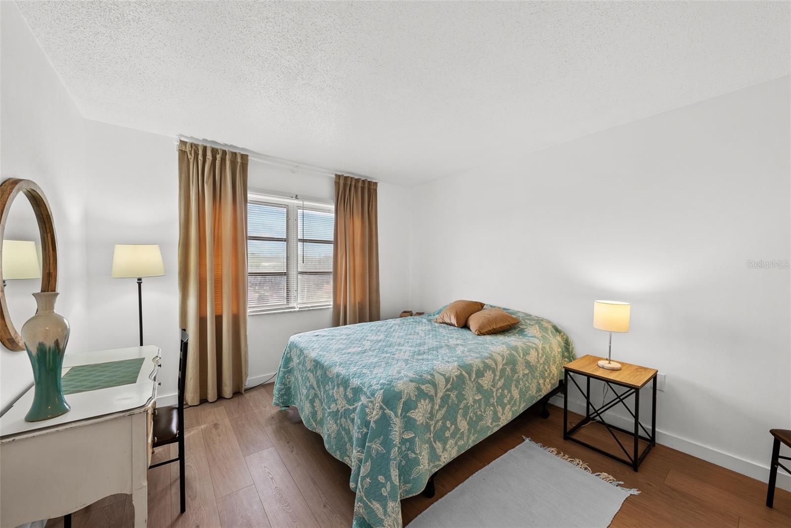 Image 19 of 49 For 100 Waverly Way 403
