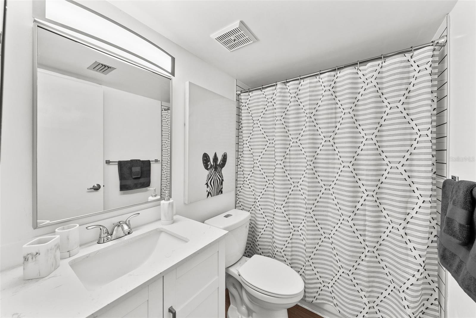 Image 26 of 49 For 100 Waverly Way 403