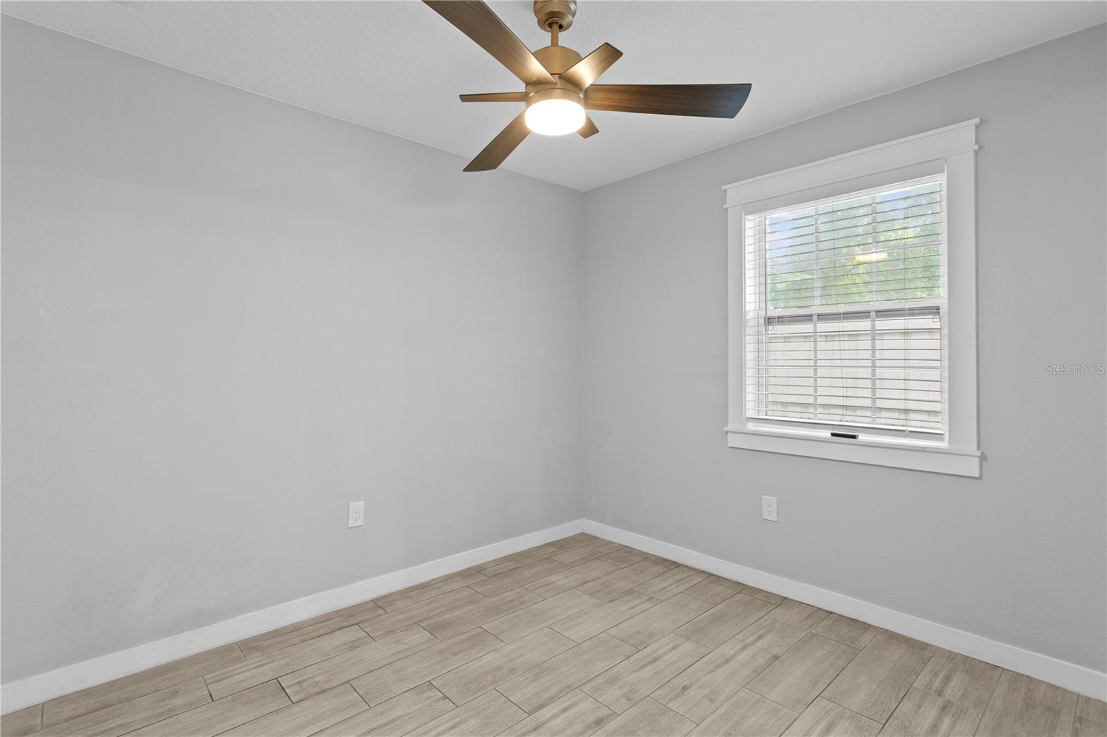 Image 37 of 45 For 2810 10th Street