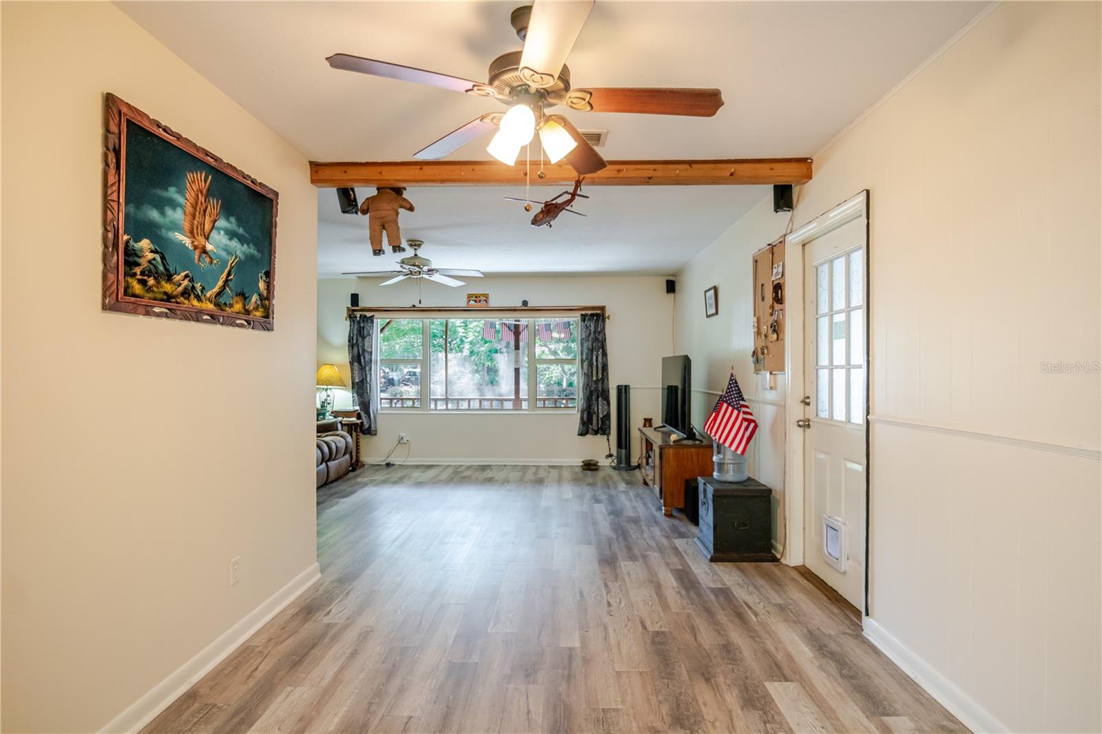 Image 19 of 43 For 925 Skyview Drive