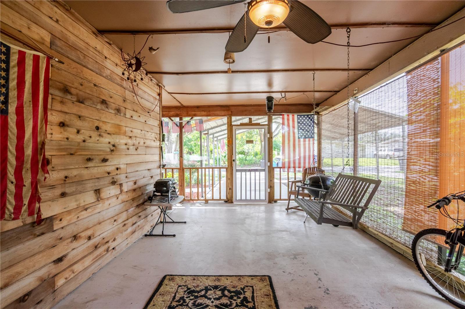 Image 5 of 43 For 925 Skyview Drive