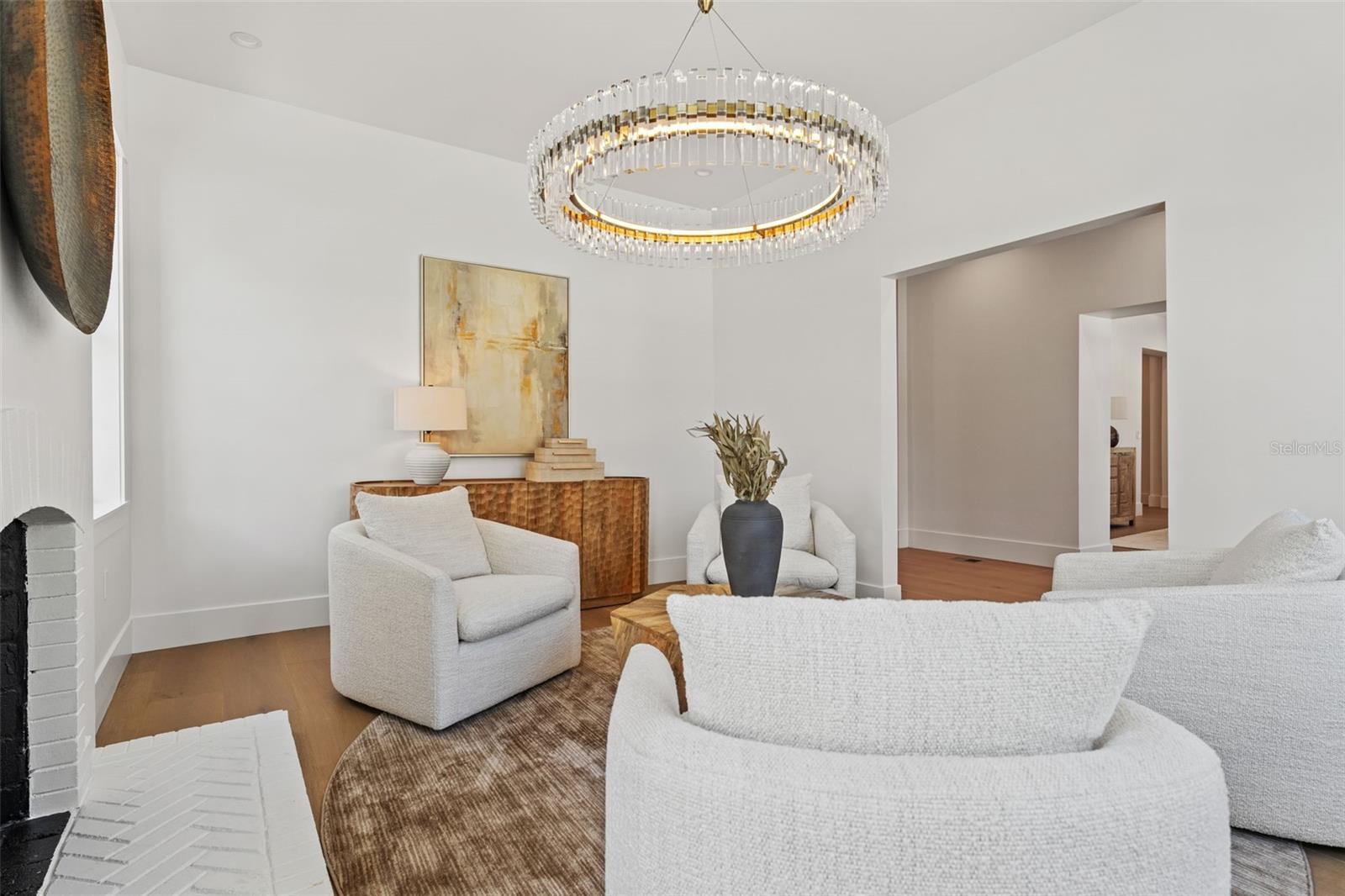 Image 6 of 89 For 804 Idlewood Drive 1