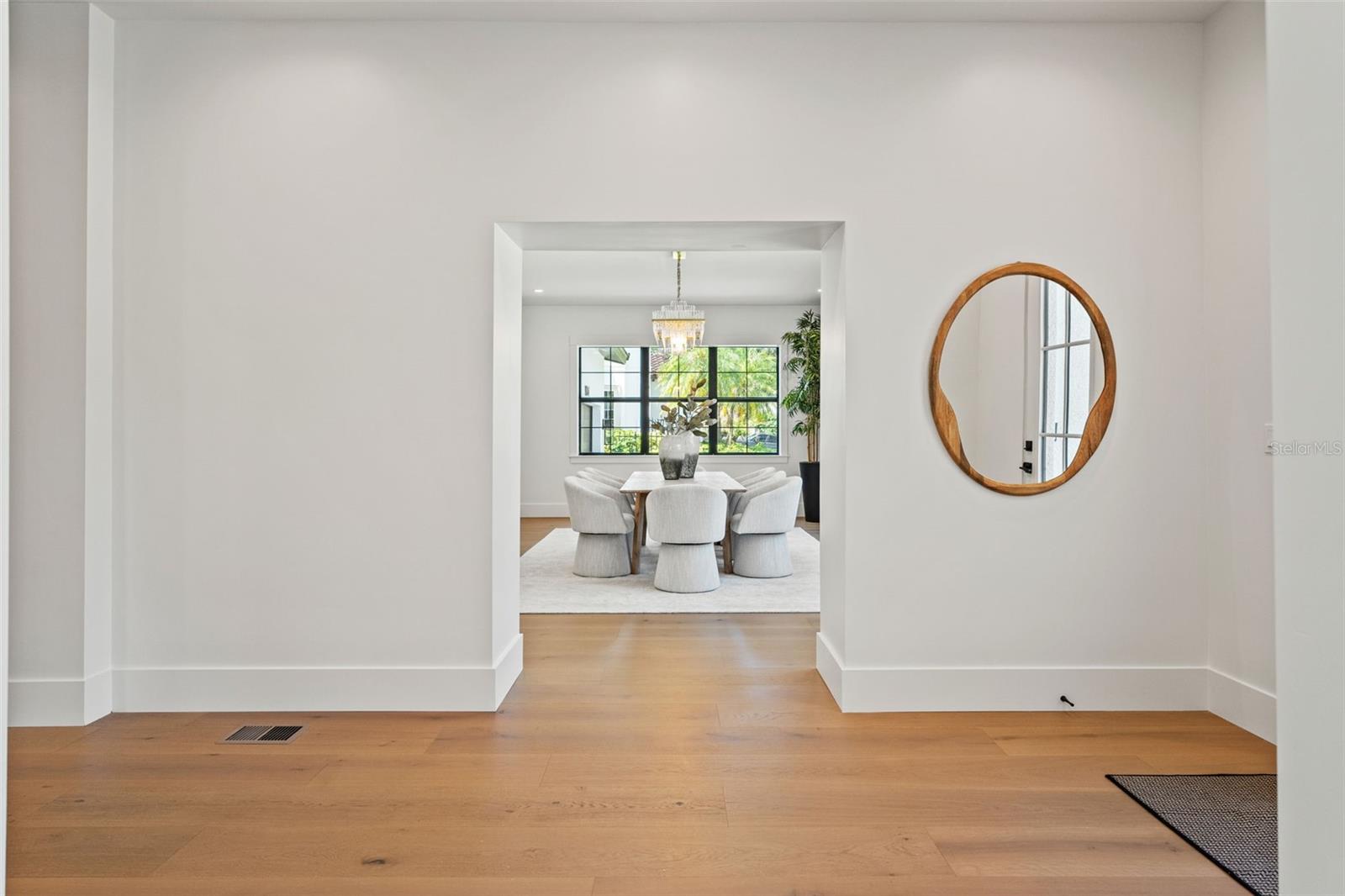 Image 7 of 89 For 804 Idlewood Drive 1