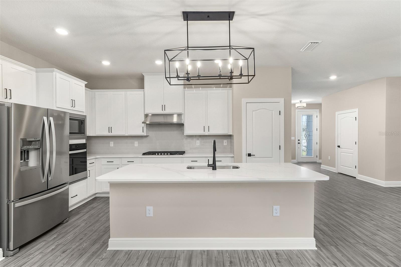 Image 2 of 7 For 7886 Somersworth Drive