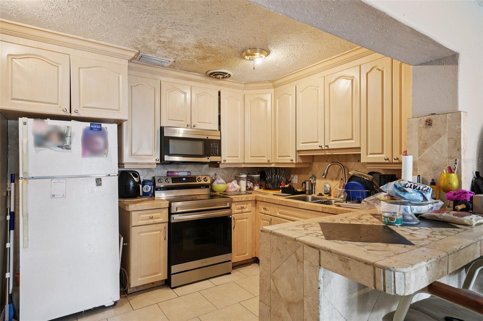 Image 19 of 81 For 4515 Saint Vincent Street