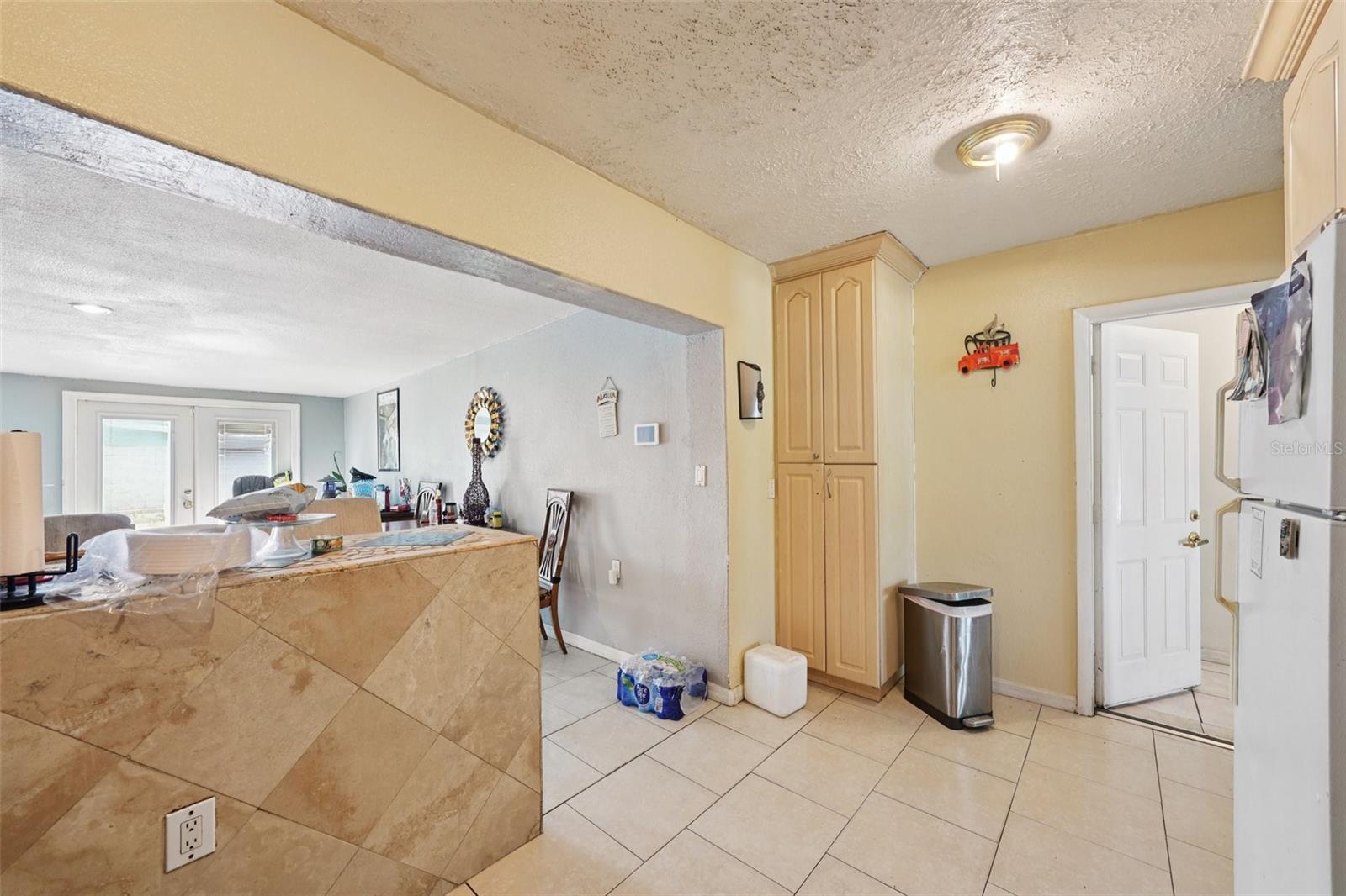 Image 22 of 81 For 4515 Saint Vincent Street