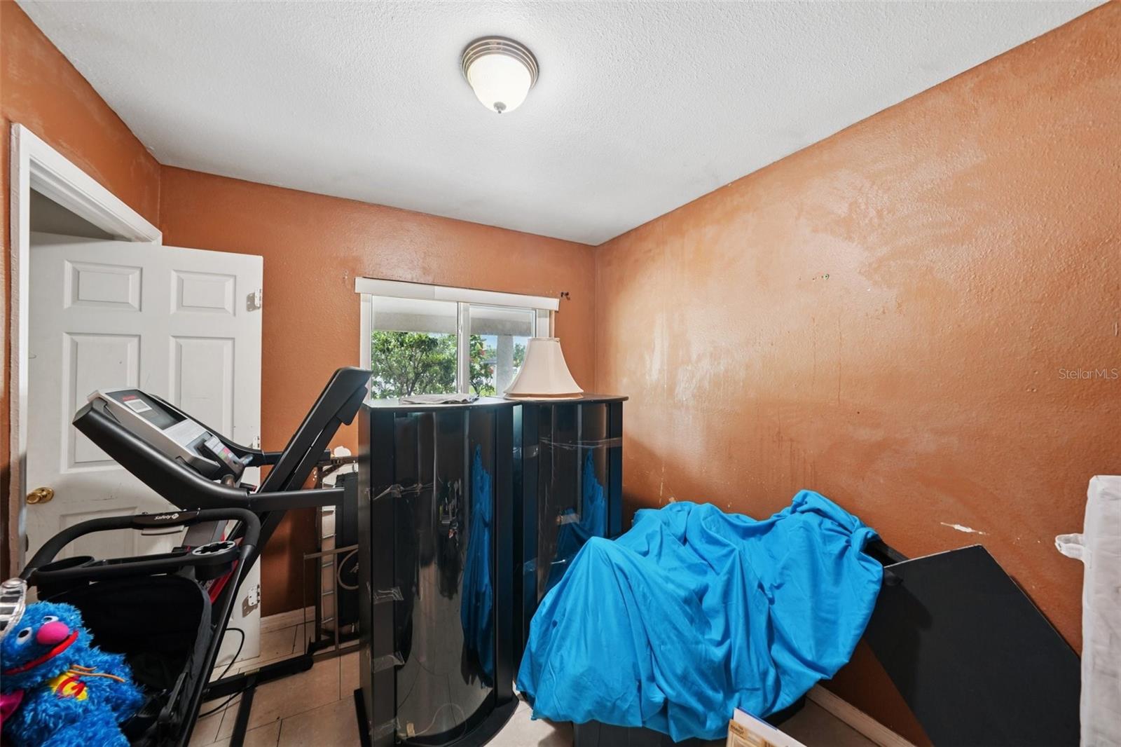 Image 39 of 81 For 4515 Saint Vincent Street
