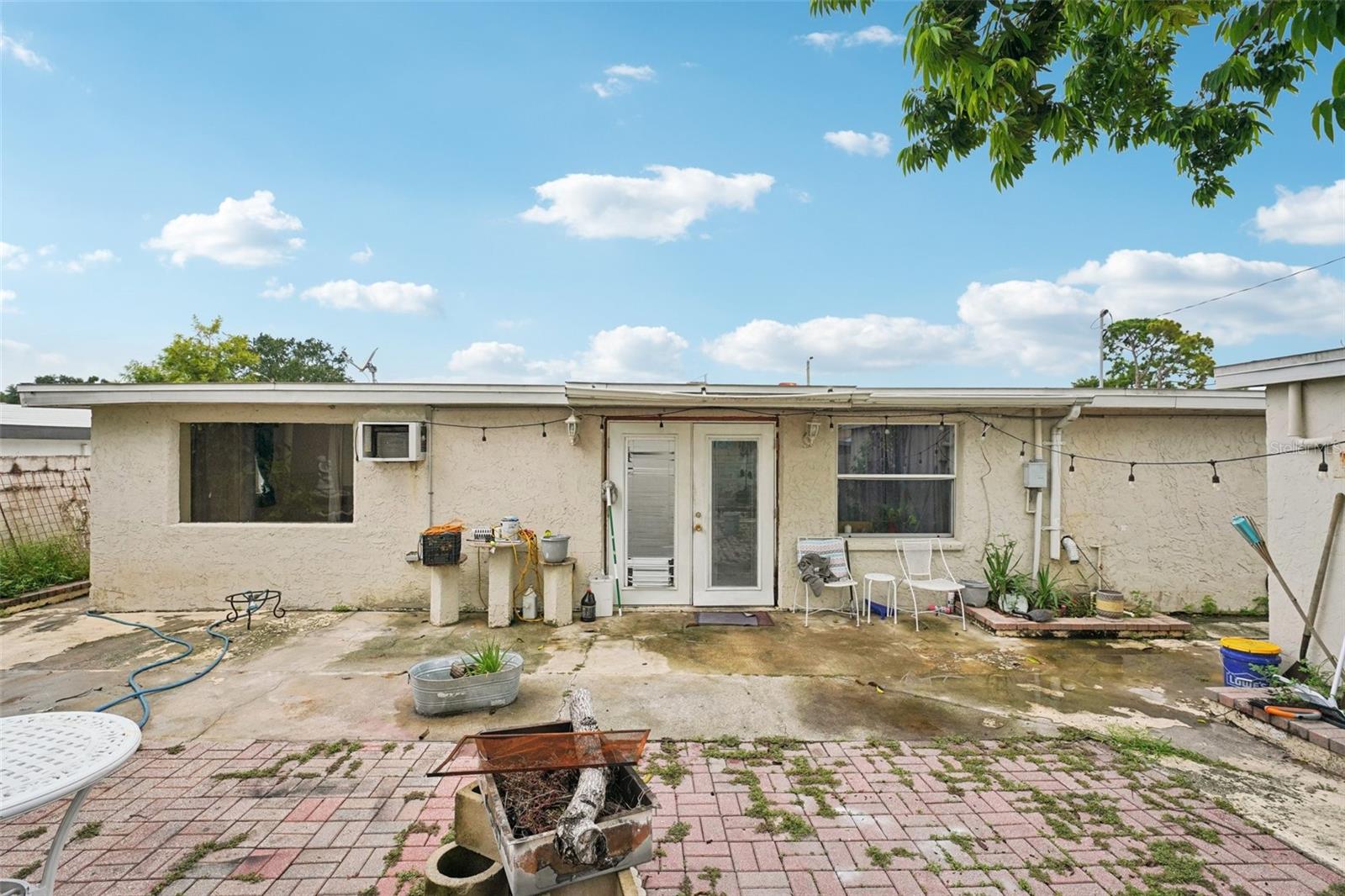 Image 45 of 81 For 4515 Saint Vincent Street