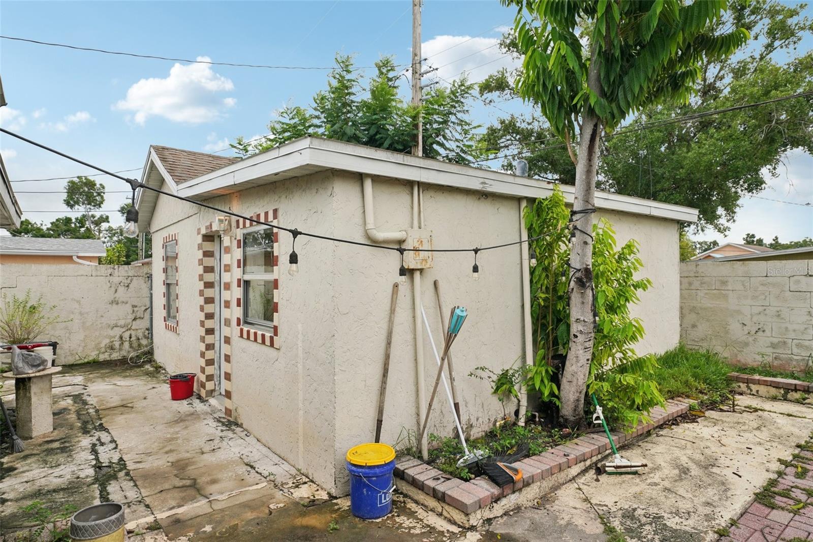 Image 63 of 81 For 4515 Saint Vincent Street