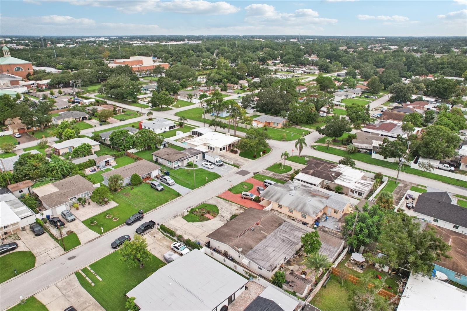 Image 71 of 81 For 4515 Saint Vincent Street