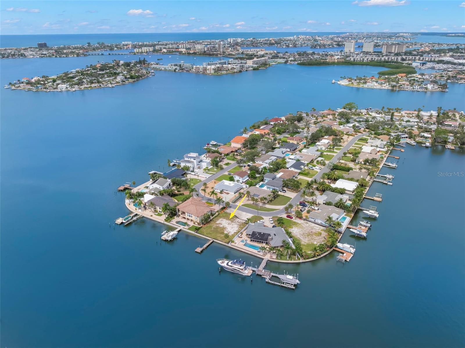 Image 10 of 20 For 2000 Dolphin Boulevard S
