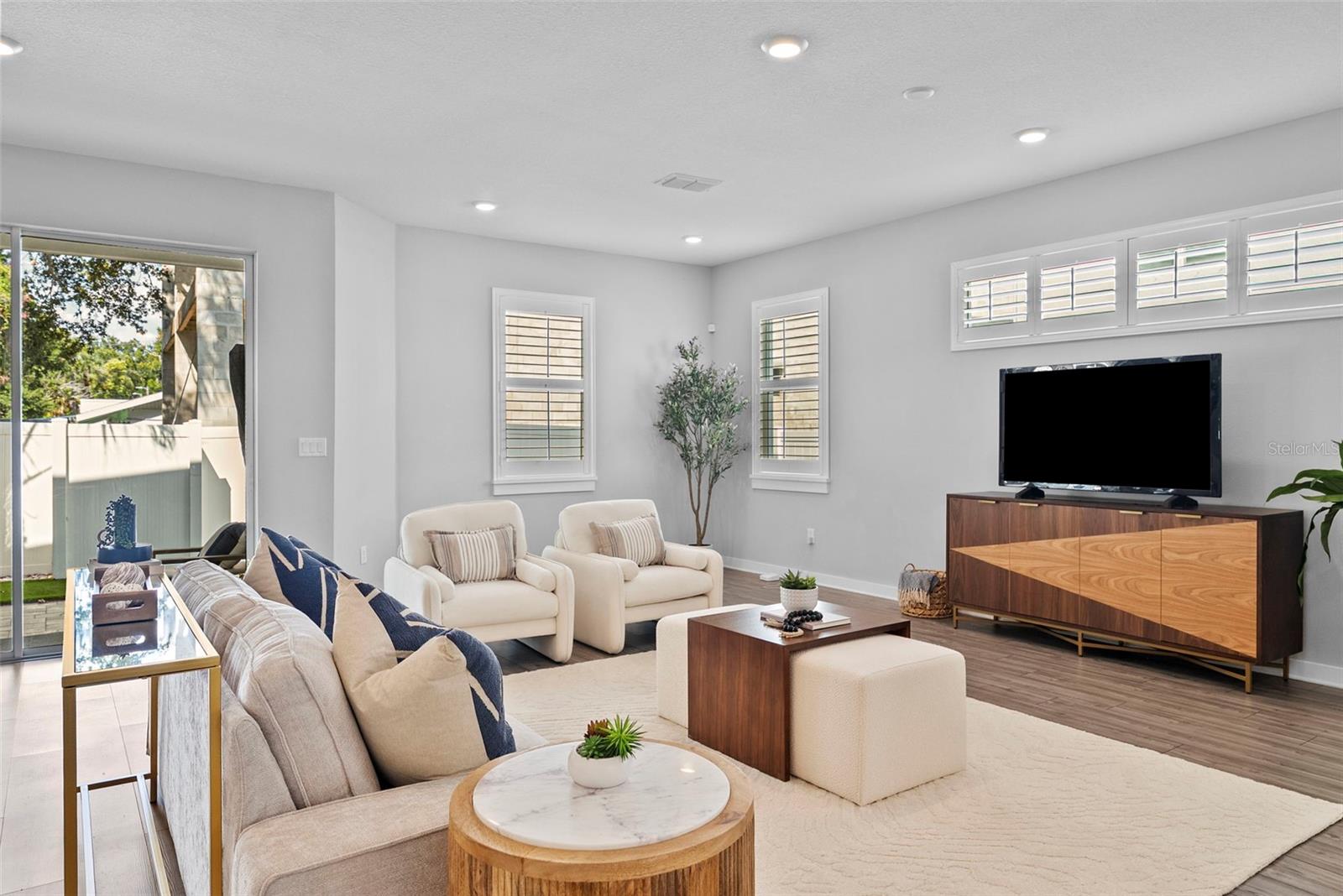 Image 12 of 55 For 5834 Macdill Avenue A