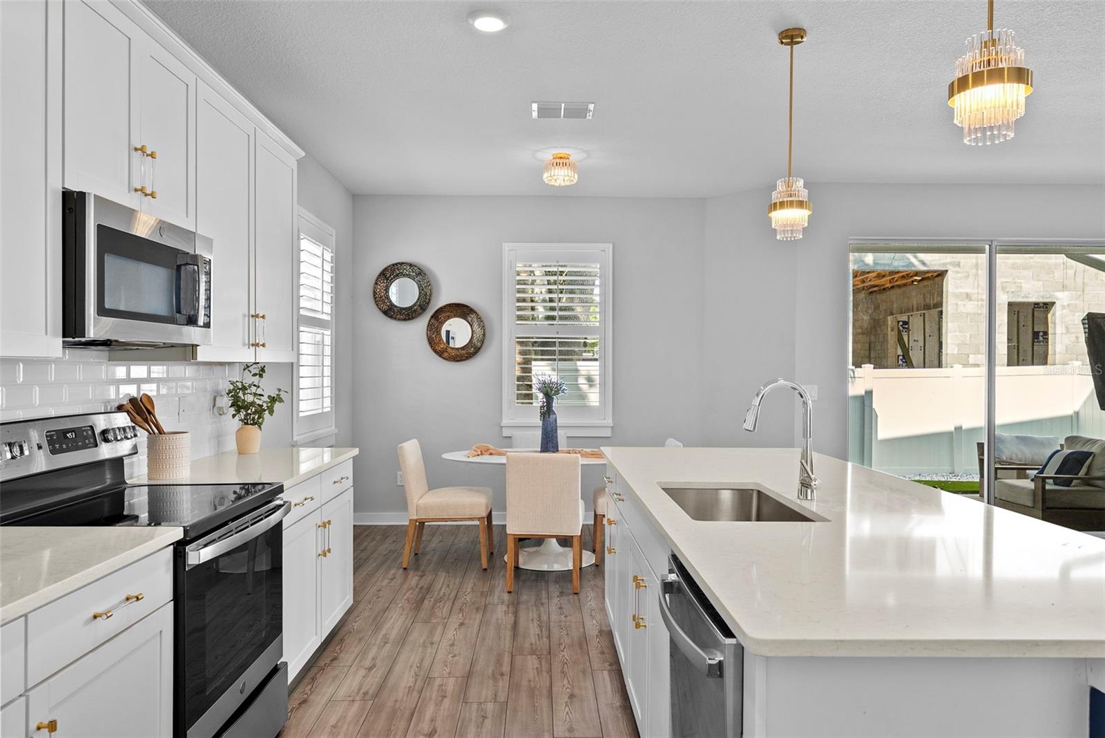 Image 17 of 55 For 5834 Macdill Avenue A
