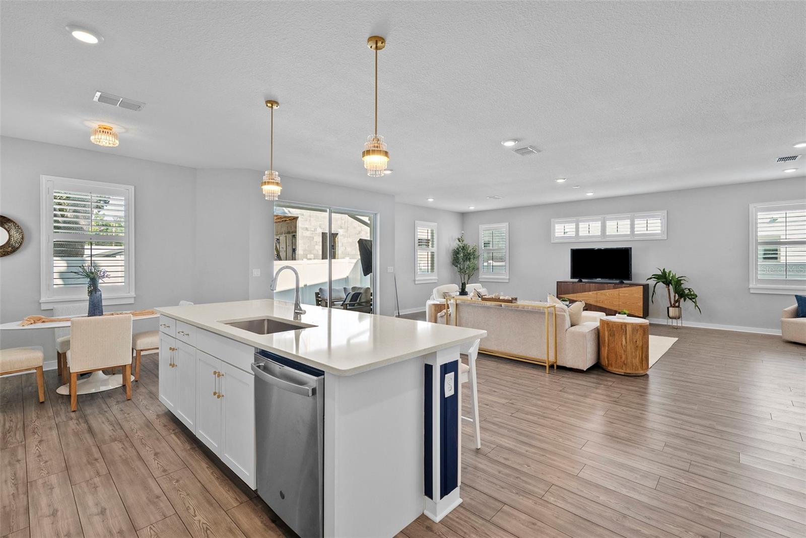 Image 18 of 55 For 5834 Macdill Avenue A