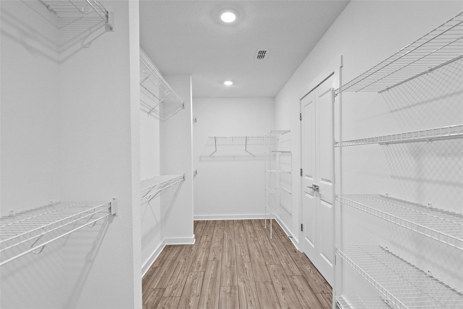 Image 30 of 55 For 5834 Macdill Avenue A