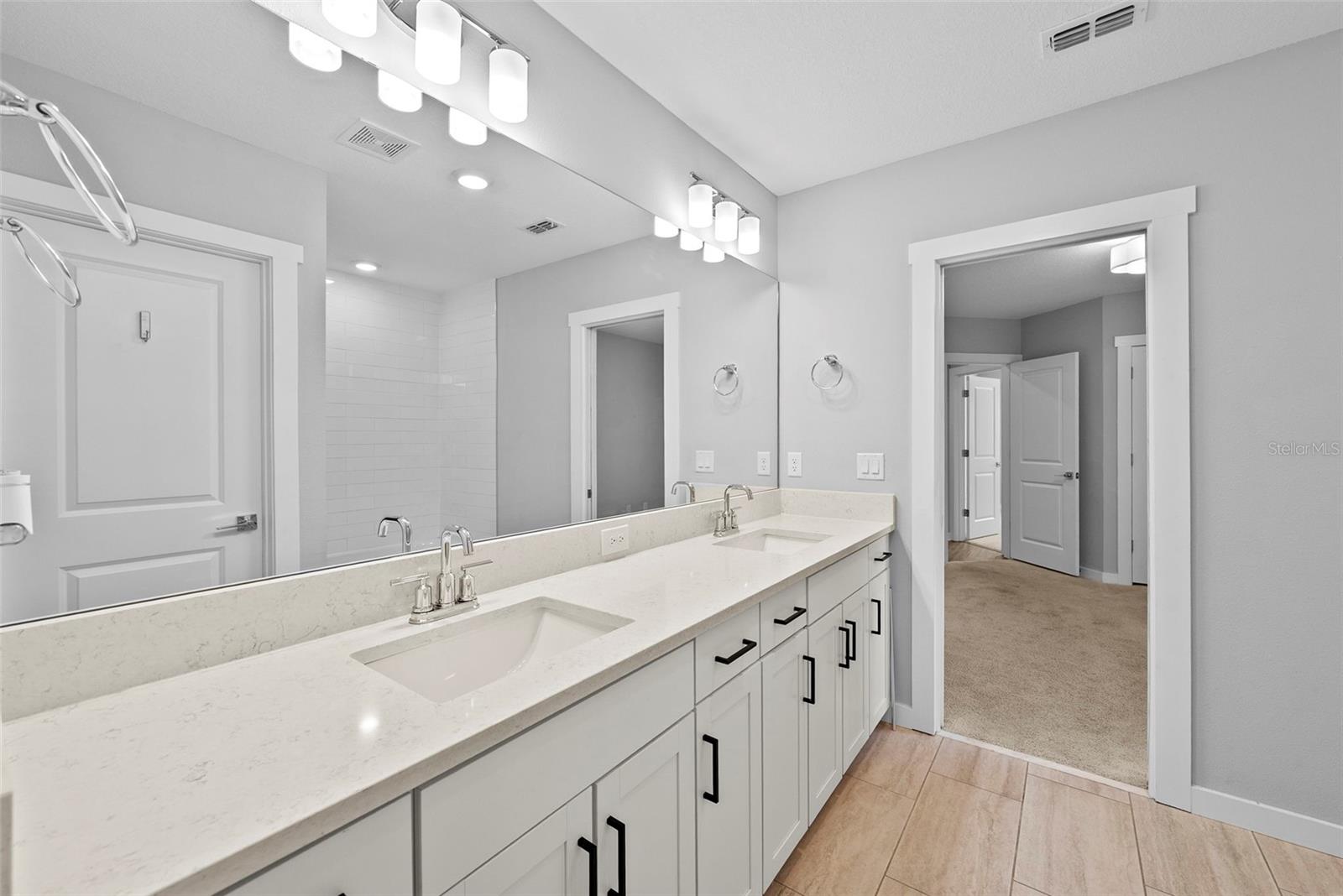 Image 41 of 55 For 5834 Macdill Avenue A