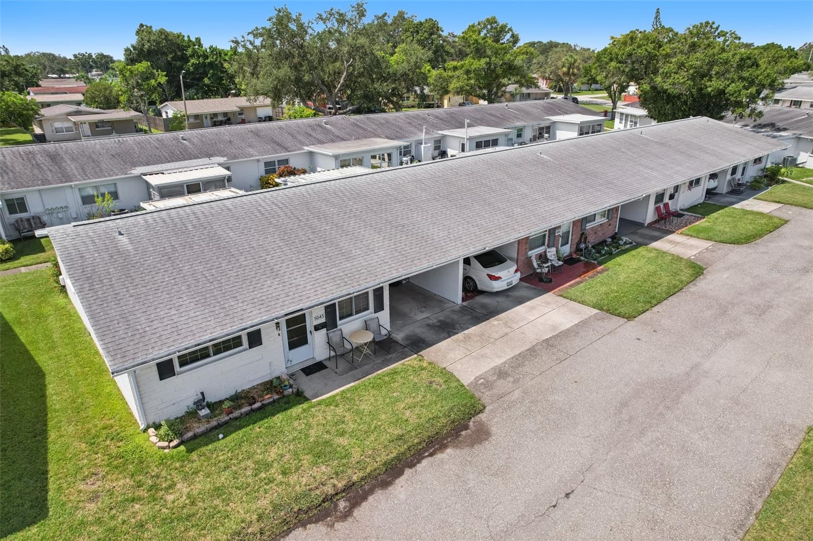 Listing photo id 27 for 5045 Lily Street N