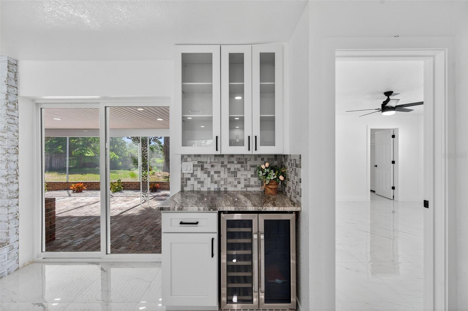 Image 16 of 45 For 4422 Lake Drive