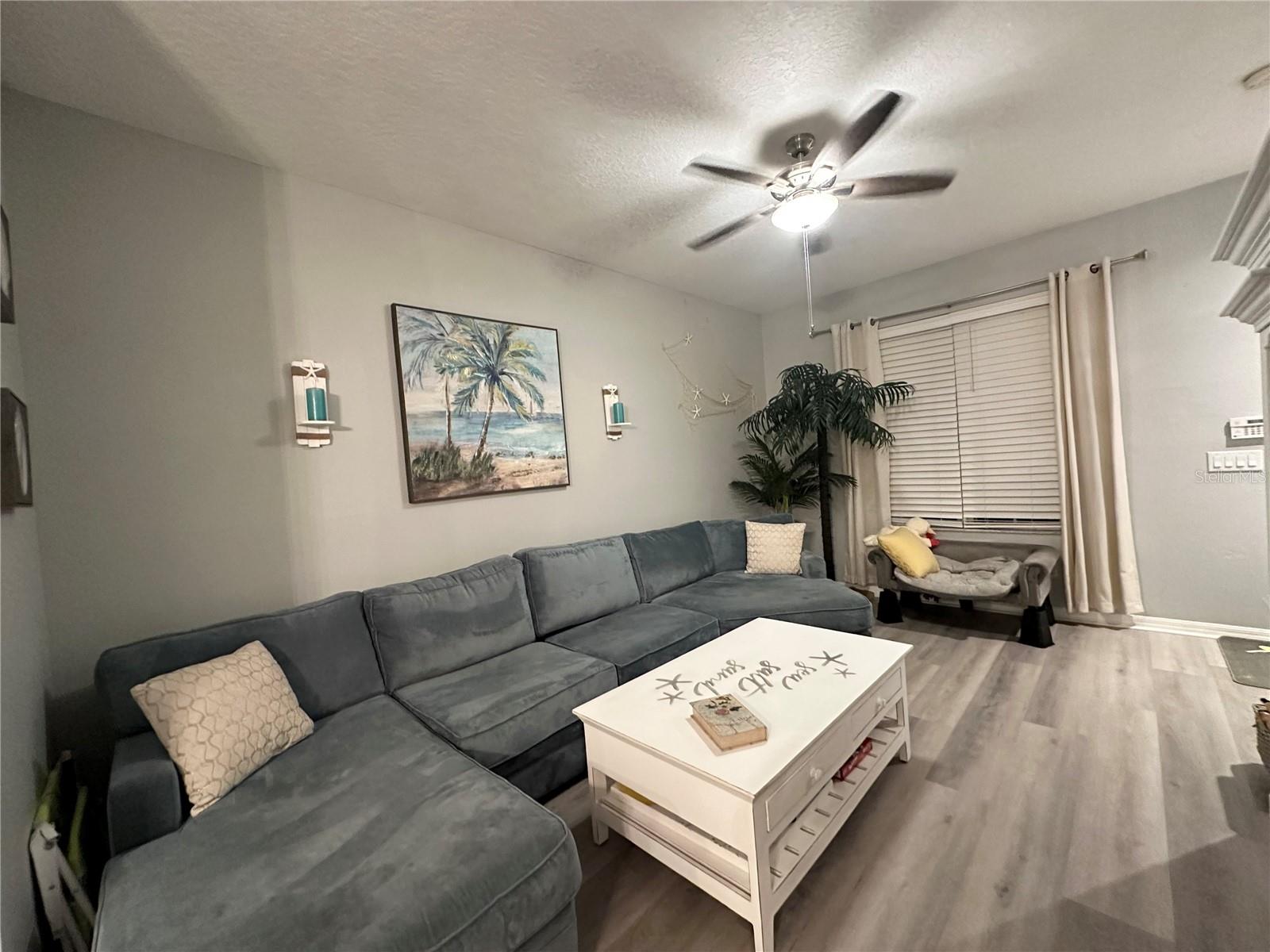 Image 4 of 28 For 8754 Abbey Lane