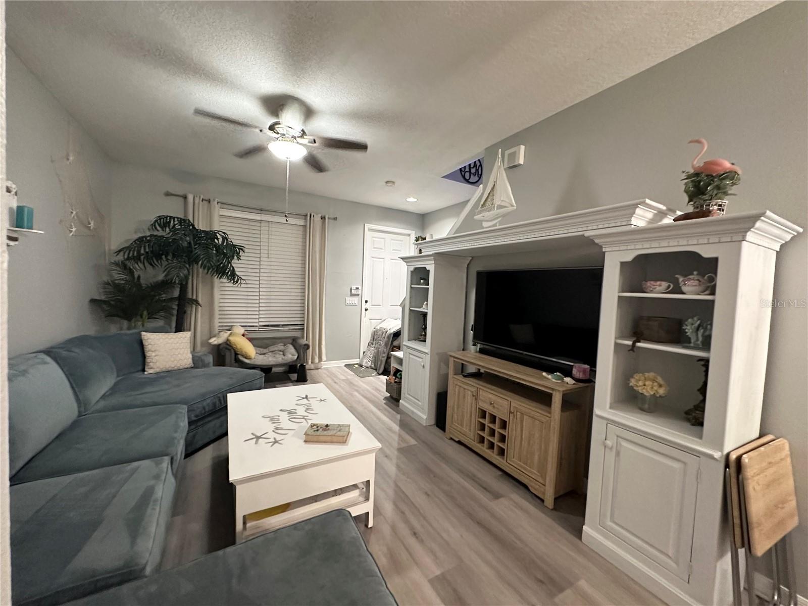 Image 6 of 28 For 8754 Abbey Lane