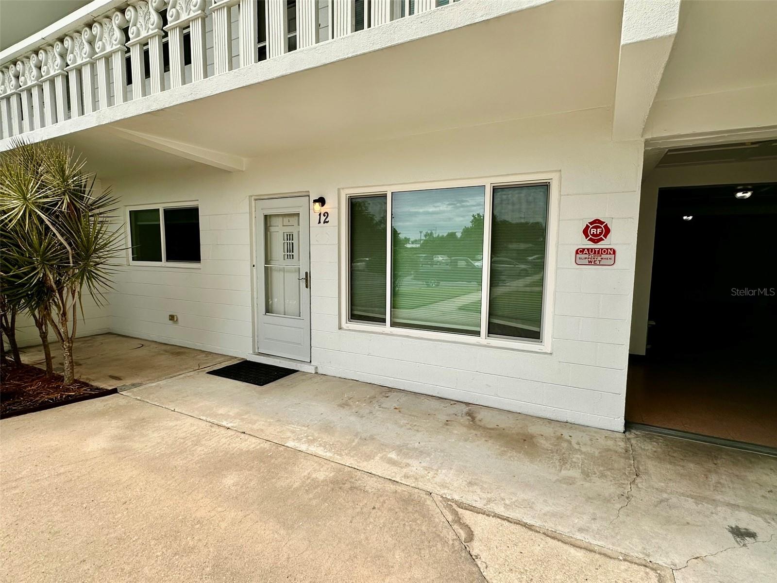 Image 2 of 43 For 2454 Australia Way E 12