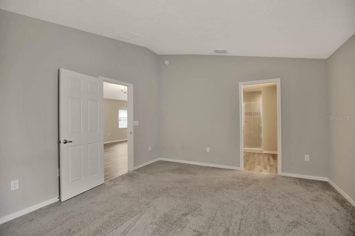 Image 9 of 18 For 13819 Harvestwood Lane