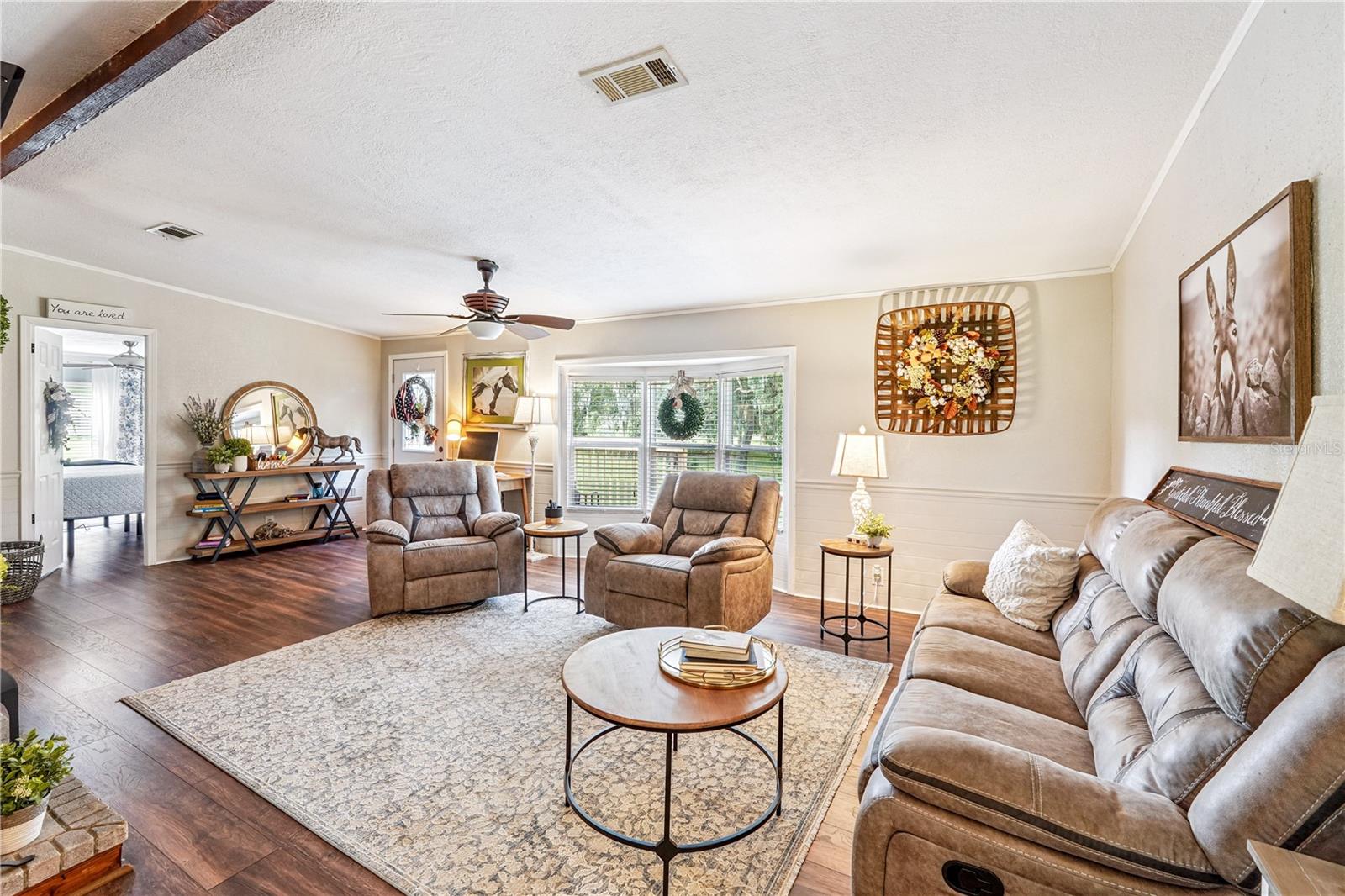 Image 19 of 36 For 23046 Dewitt Drive