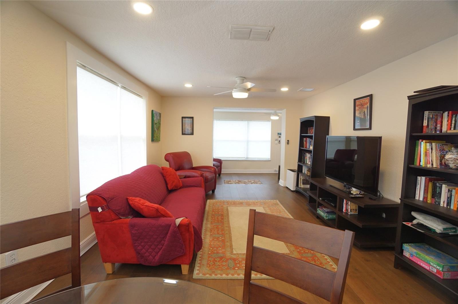 Image 18 of 23 For 4305 Clearfield Avenue