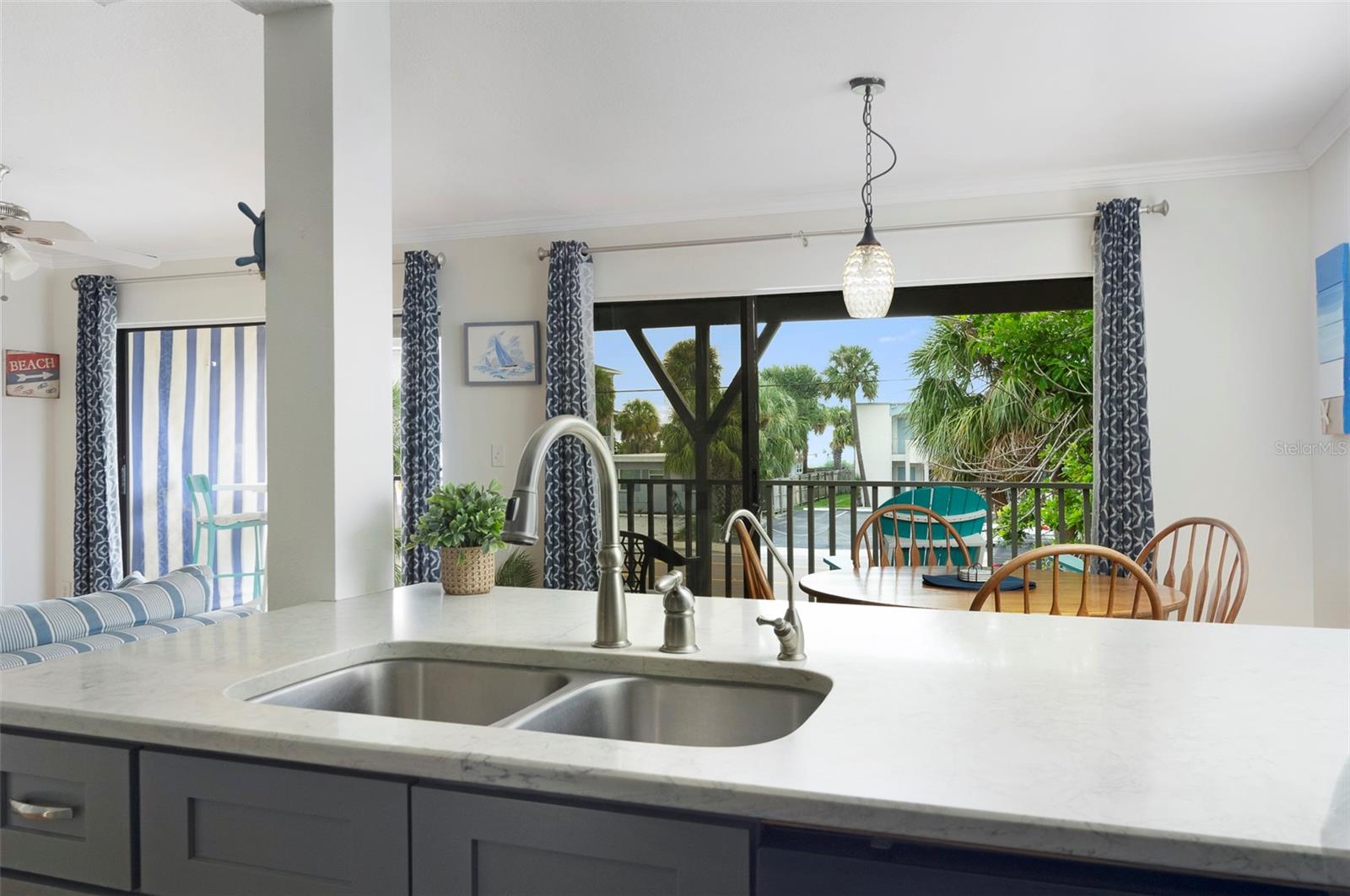 Image 2 of 26 For 2109 Gulf Boulevard 1b