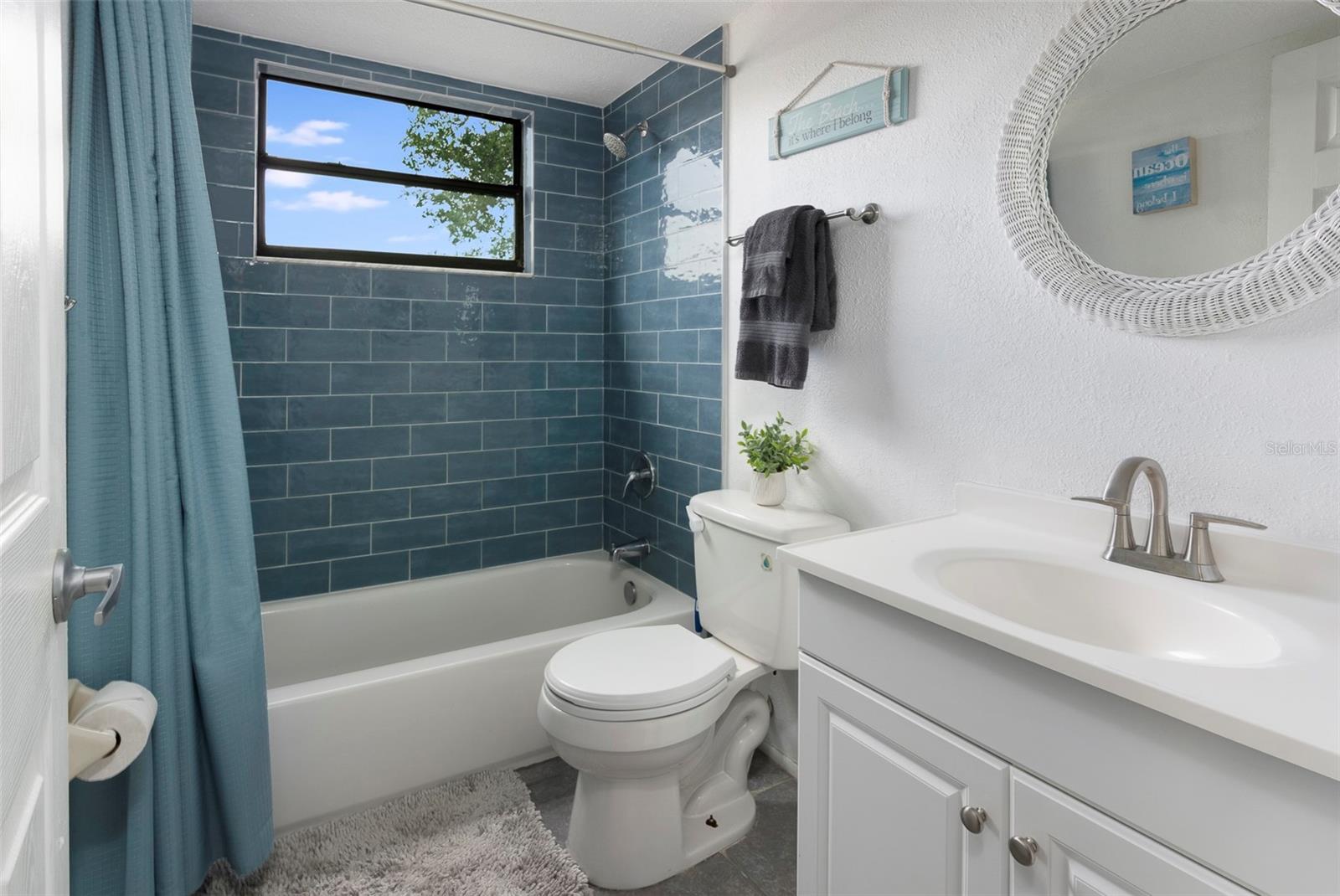 Image 9 of 26 For 2109 Gulf Boulevard 1b