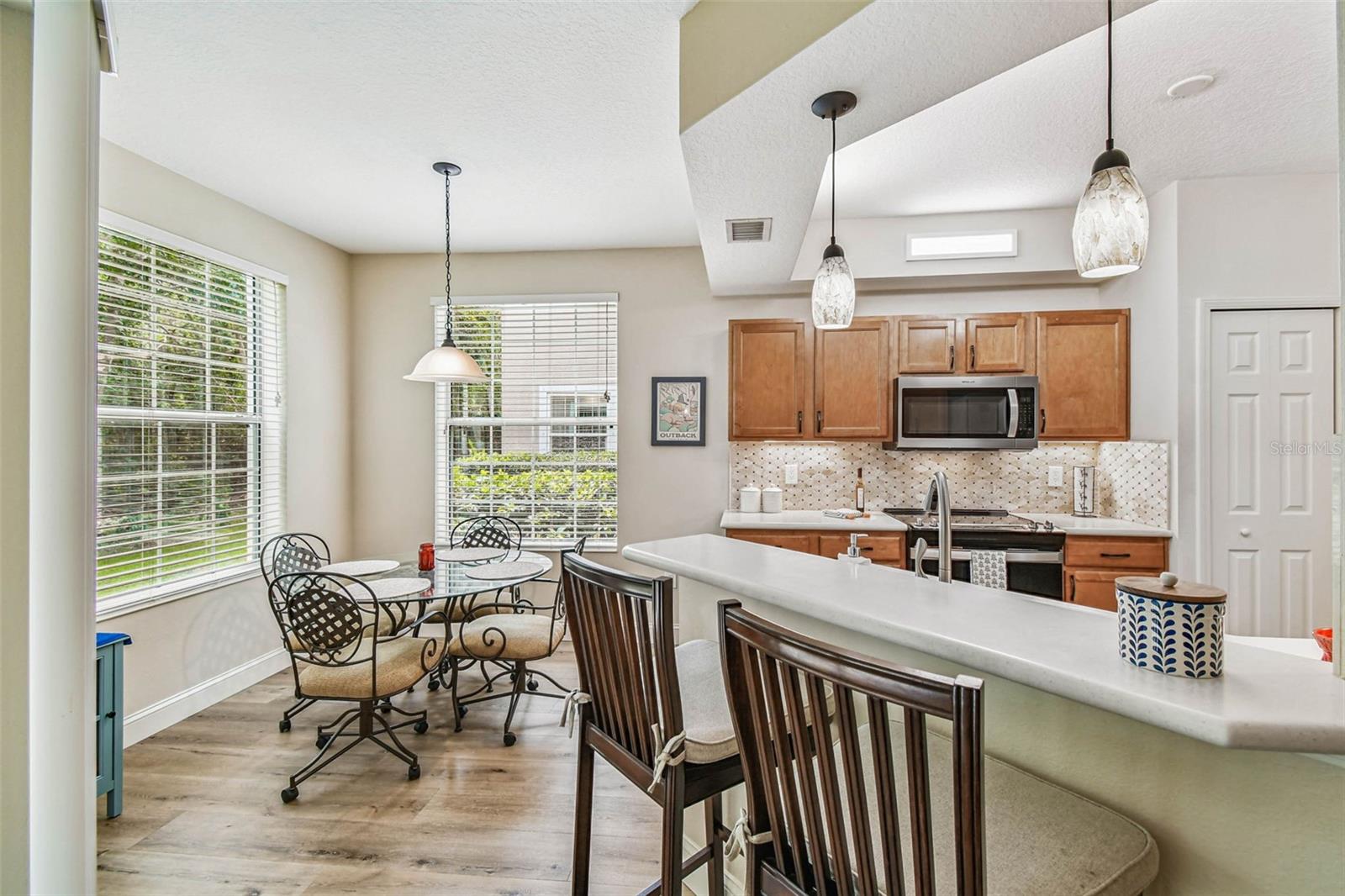 Image 52 of 66 For 826 Lantern Way 103