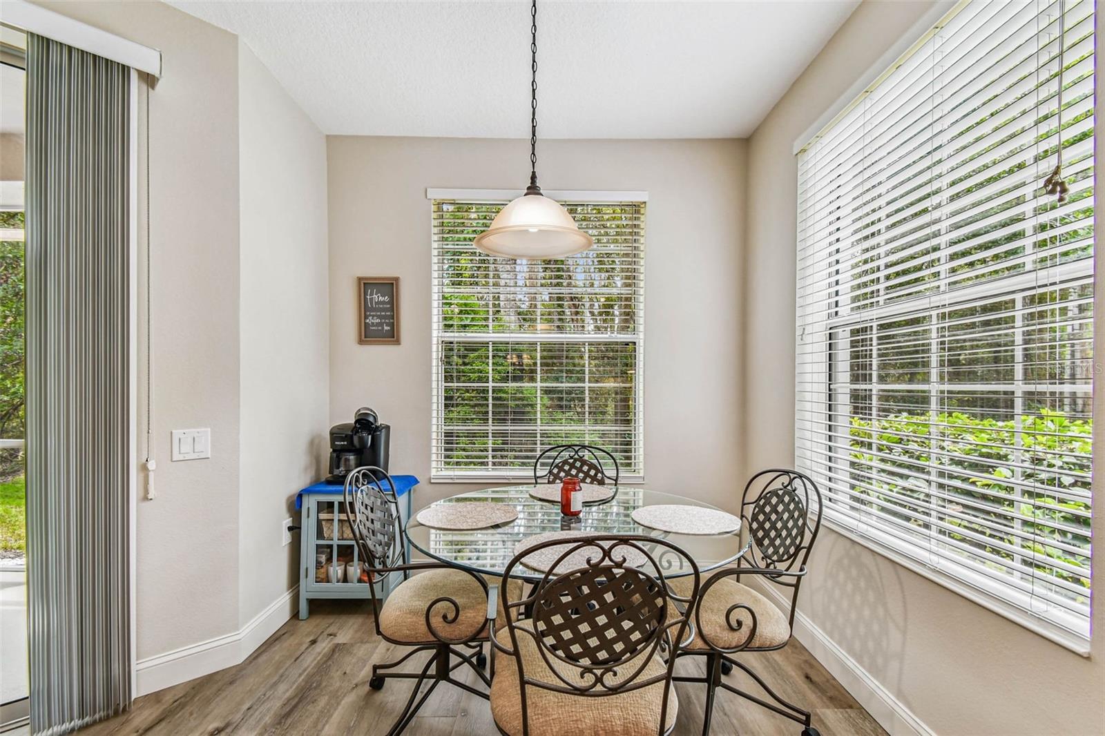 Image 54 of 66 For 826 Lantern Way 103