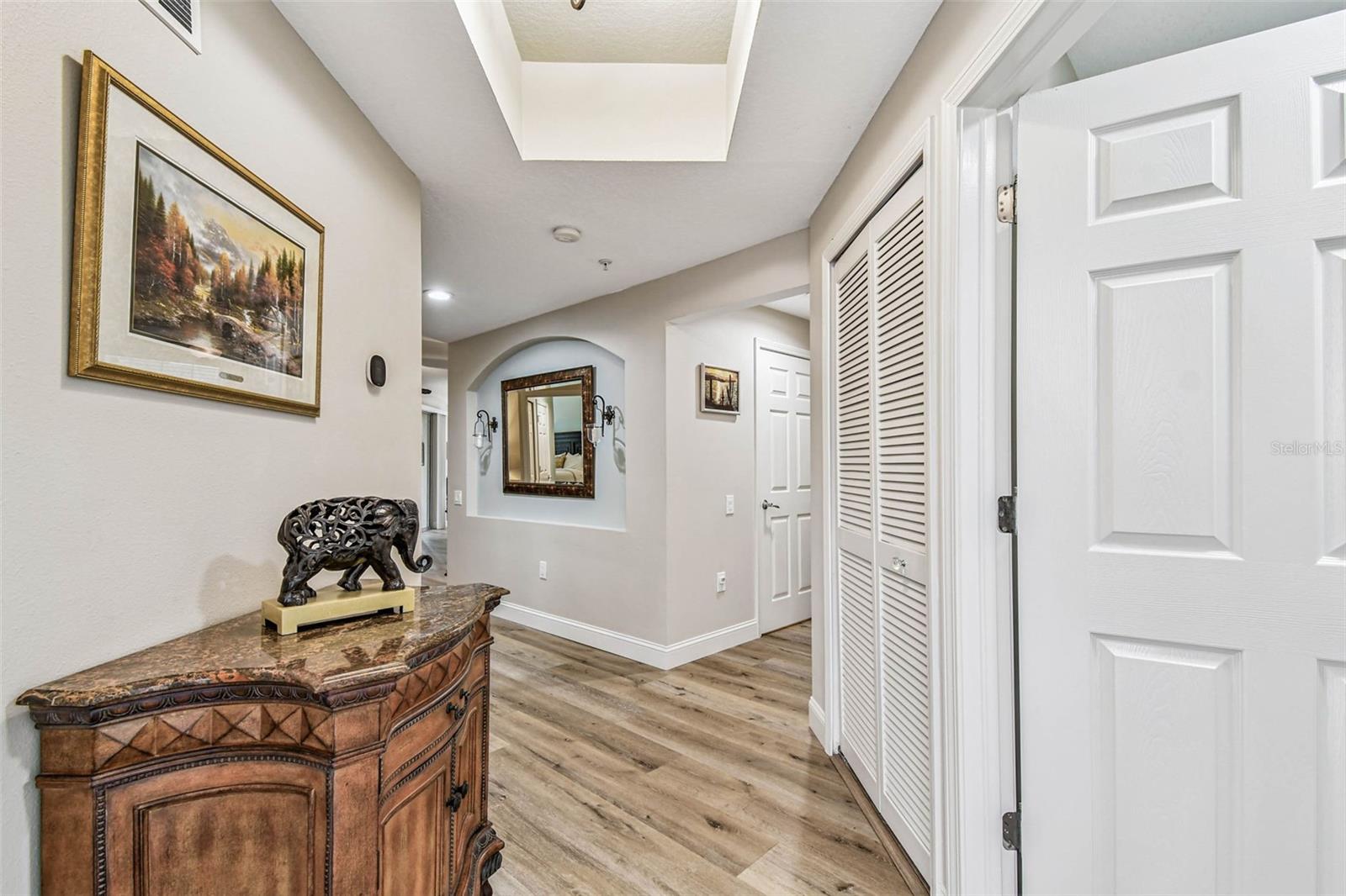 Image 6 of 66 For 826 Lantern Way 103