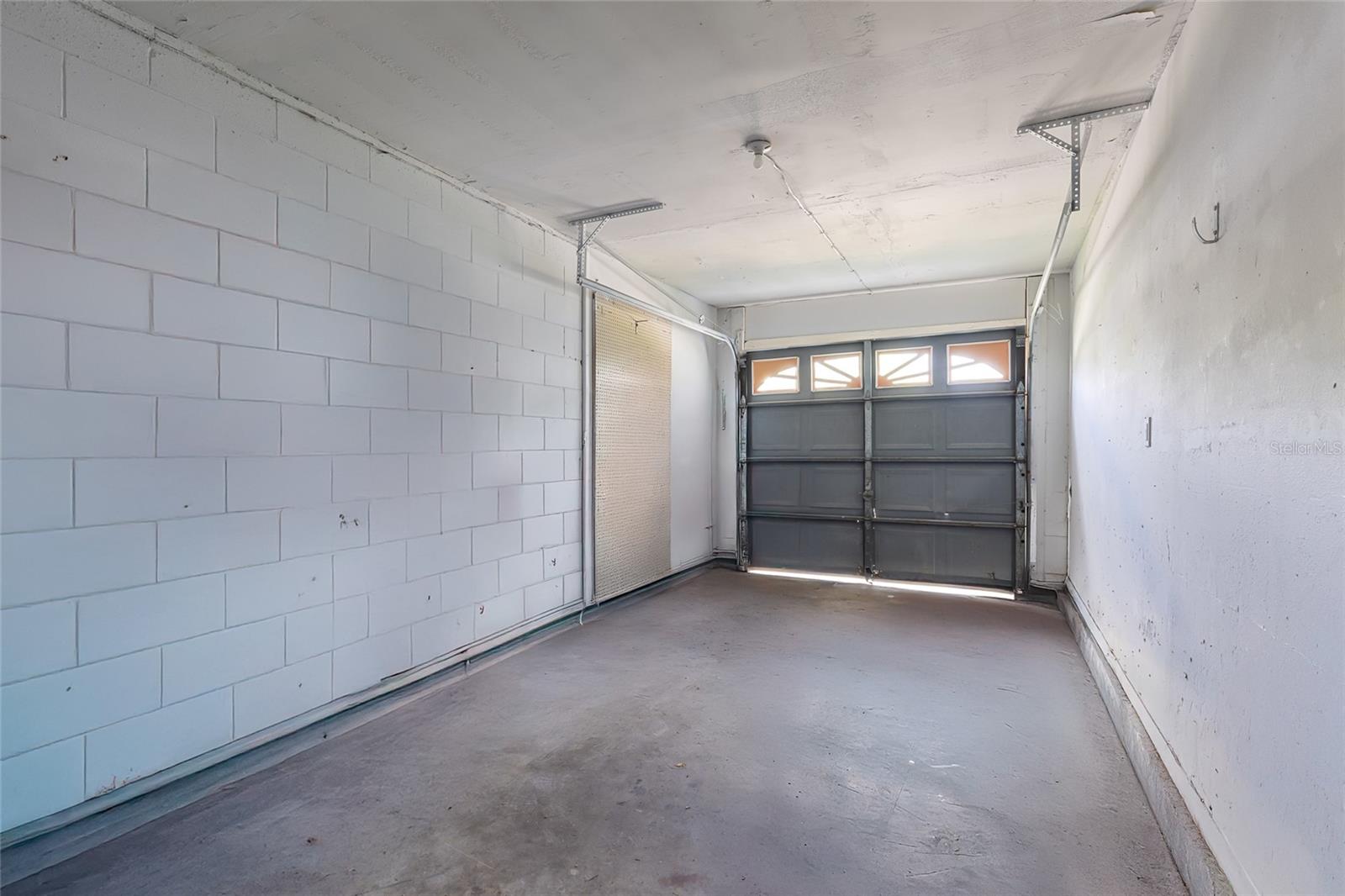 Image 22 of 24 For 5898 Sagunto Street