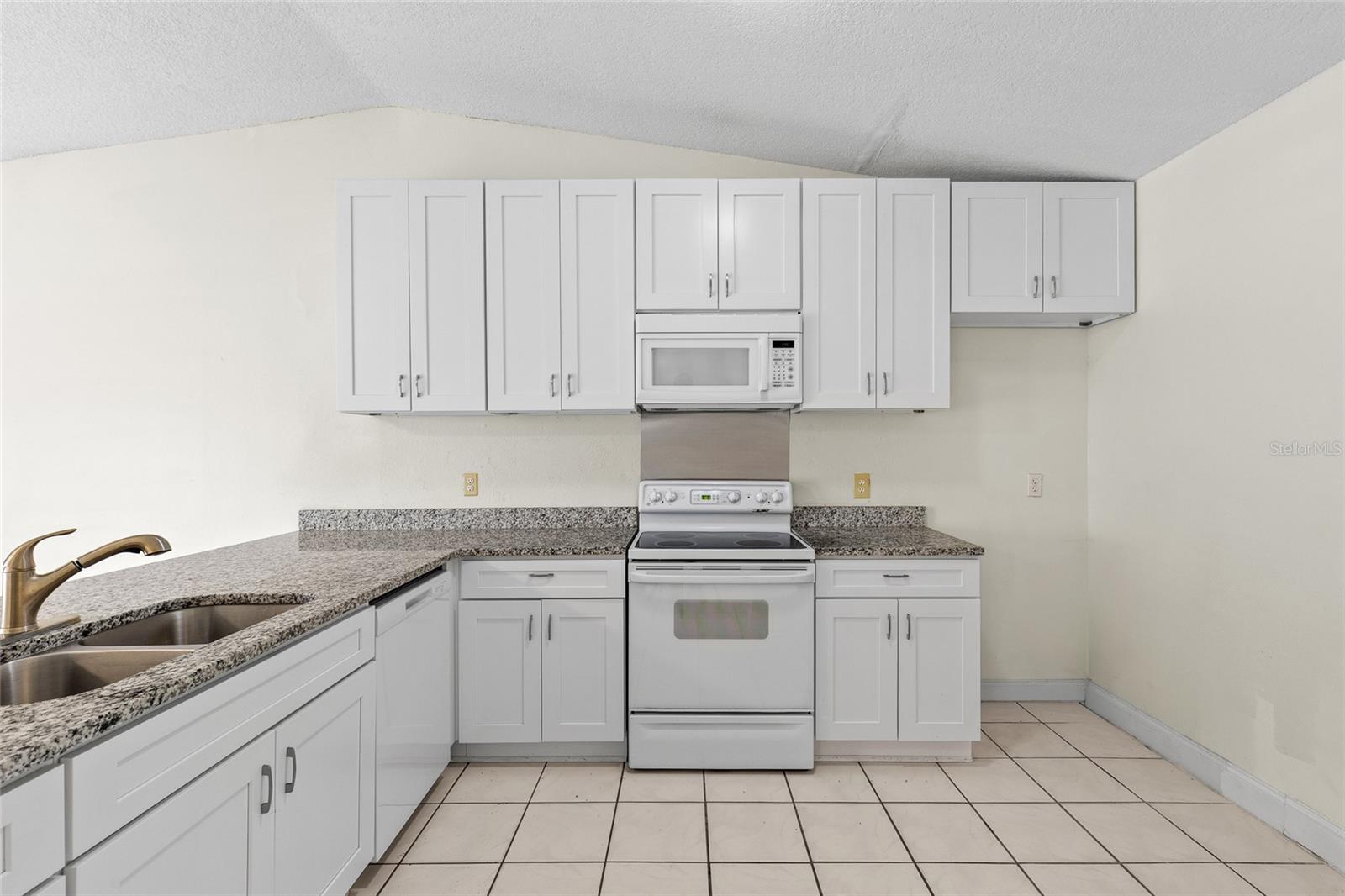 Image 3 of 24 For 5898 Sagunto Street