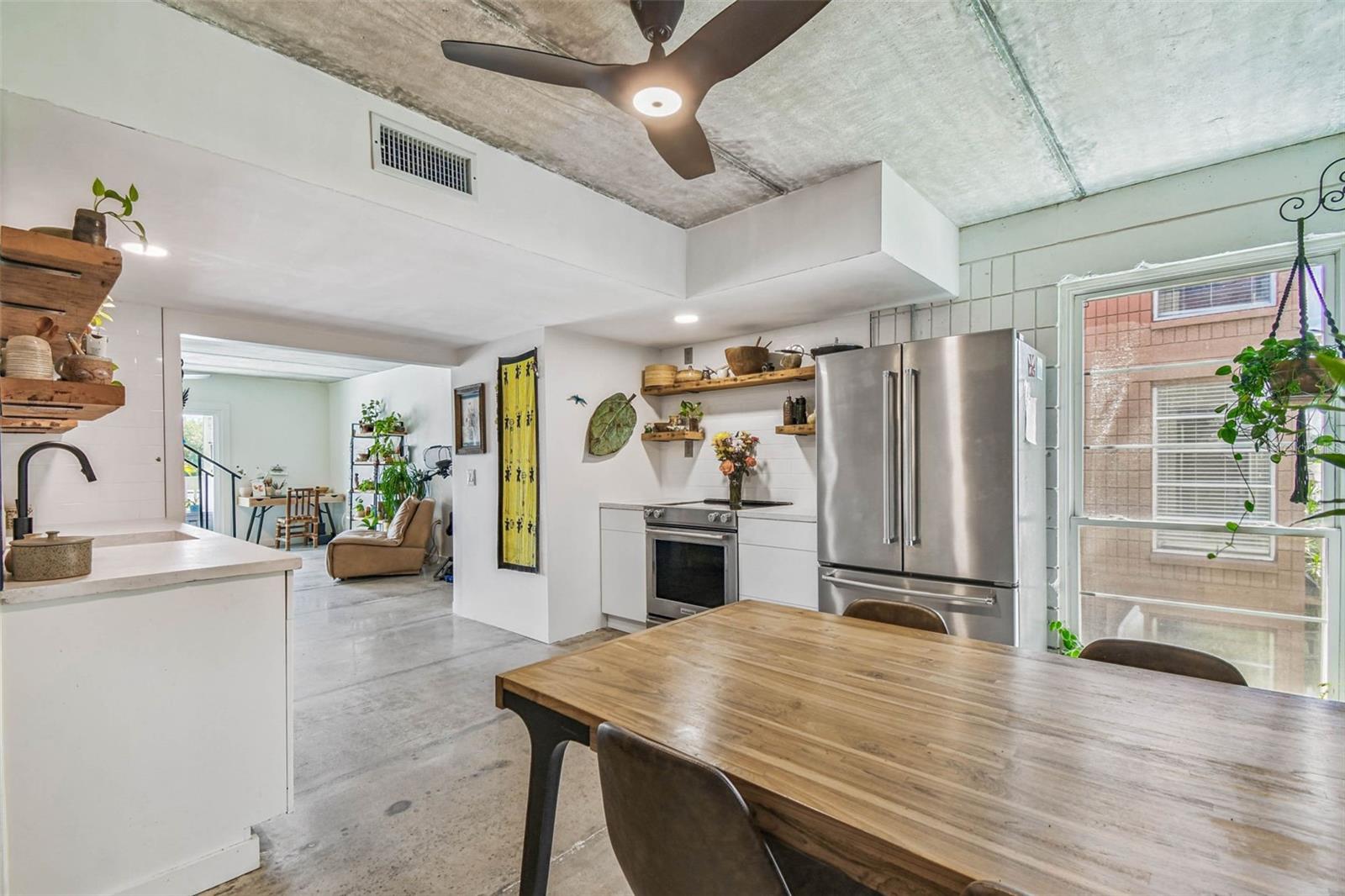 Image 17 of 73 For 2424 Tampa Bay Boulevard D206
