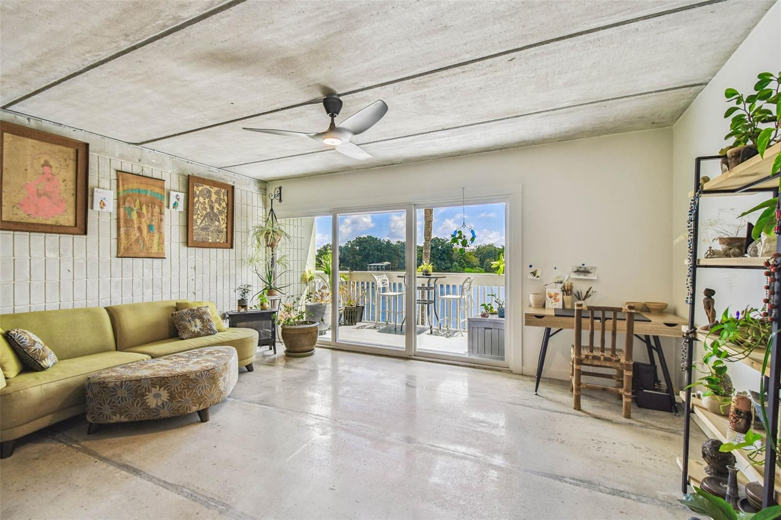 Image 2 of 73 For 2424 Tampa Bay Boulevard D206