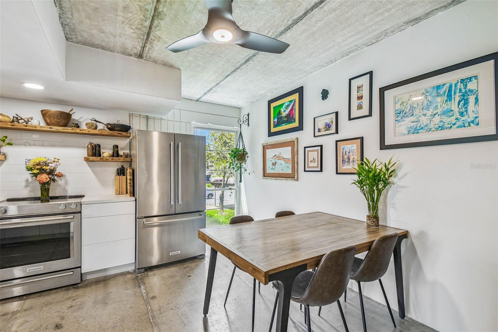 Image 23 of 73 For 2424 Tampa Bay Boulevard D206