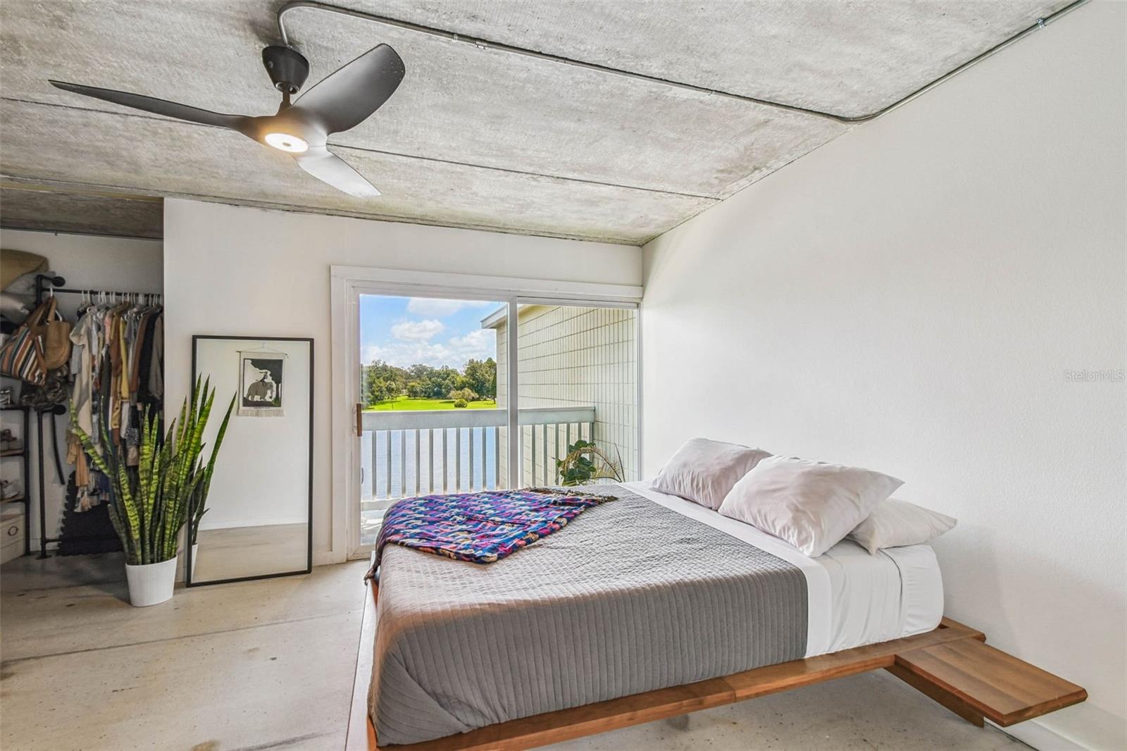 Image 29 of 73 For 2424 Tampa Bay Boulevard D206