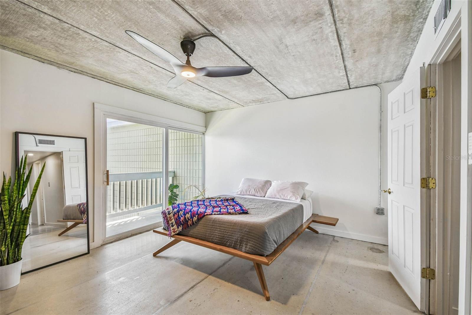 Image 30 of 73 For 2424 Tampa Bay Boulevard D206