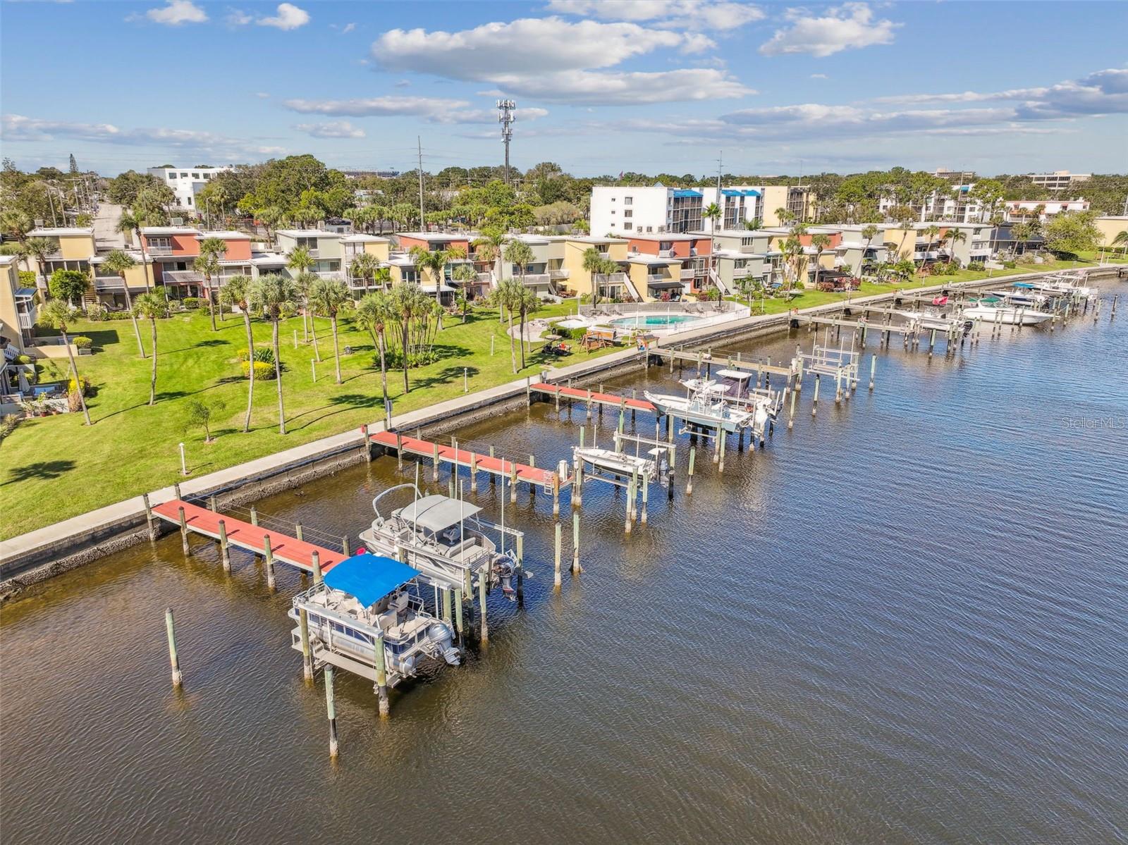 Image 46 of 73 For 2424 Tampa Bay Boulevard D206