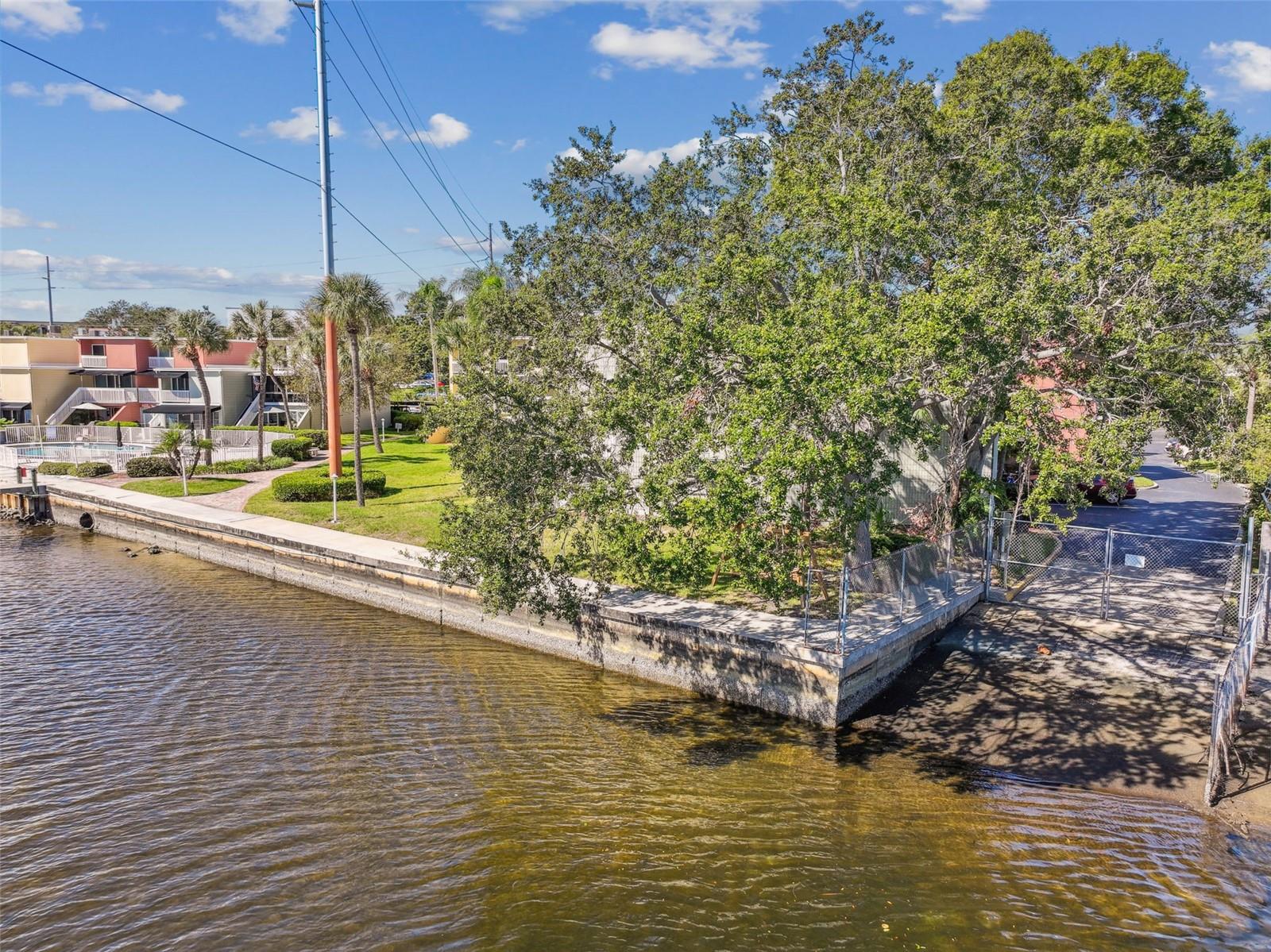 Image 52 of 73 For 2424 Tampa Bay Boulevard D206