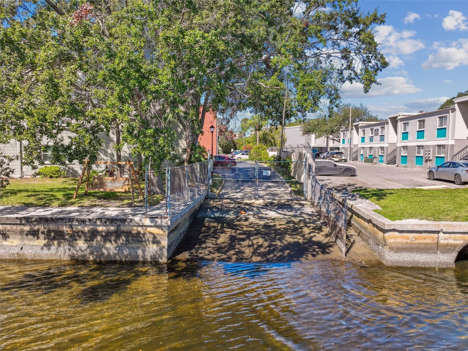 Image 53 of 73 For 2424 Tampa Bay Boulevard D206