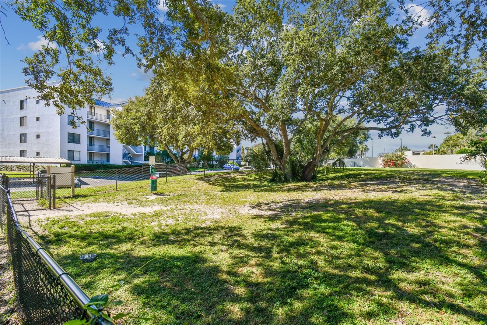 Image 72 of 73 For 2424 Tampa Bay Boulevard D206