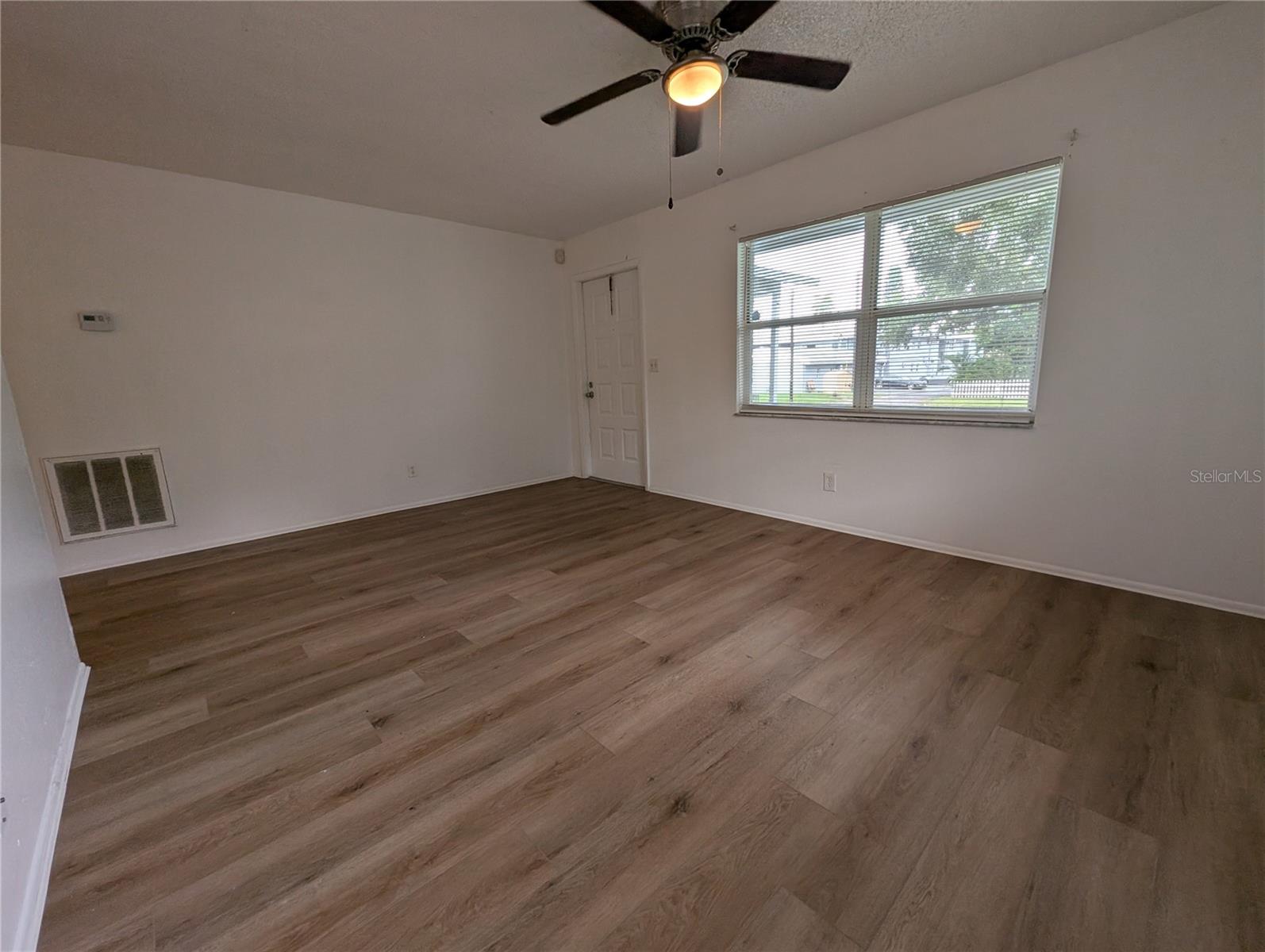 Image 7 of 30 For 342 21st Avenue S