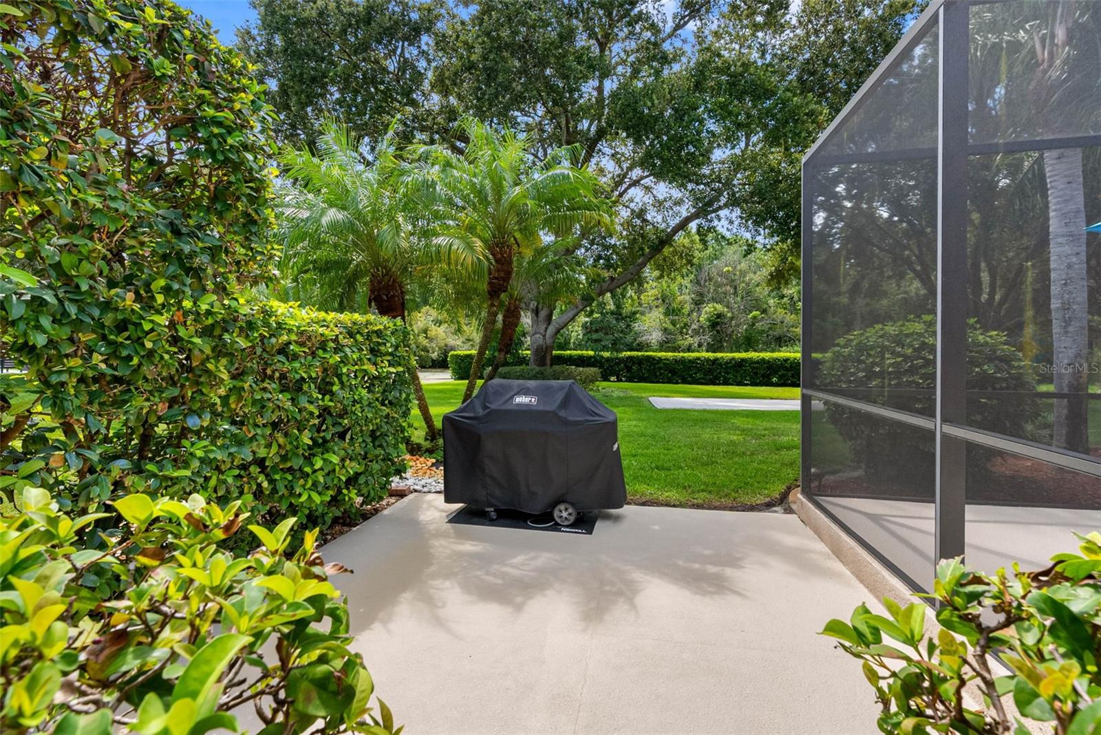 Image 42 of 50 For 6523 Alcester Drive