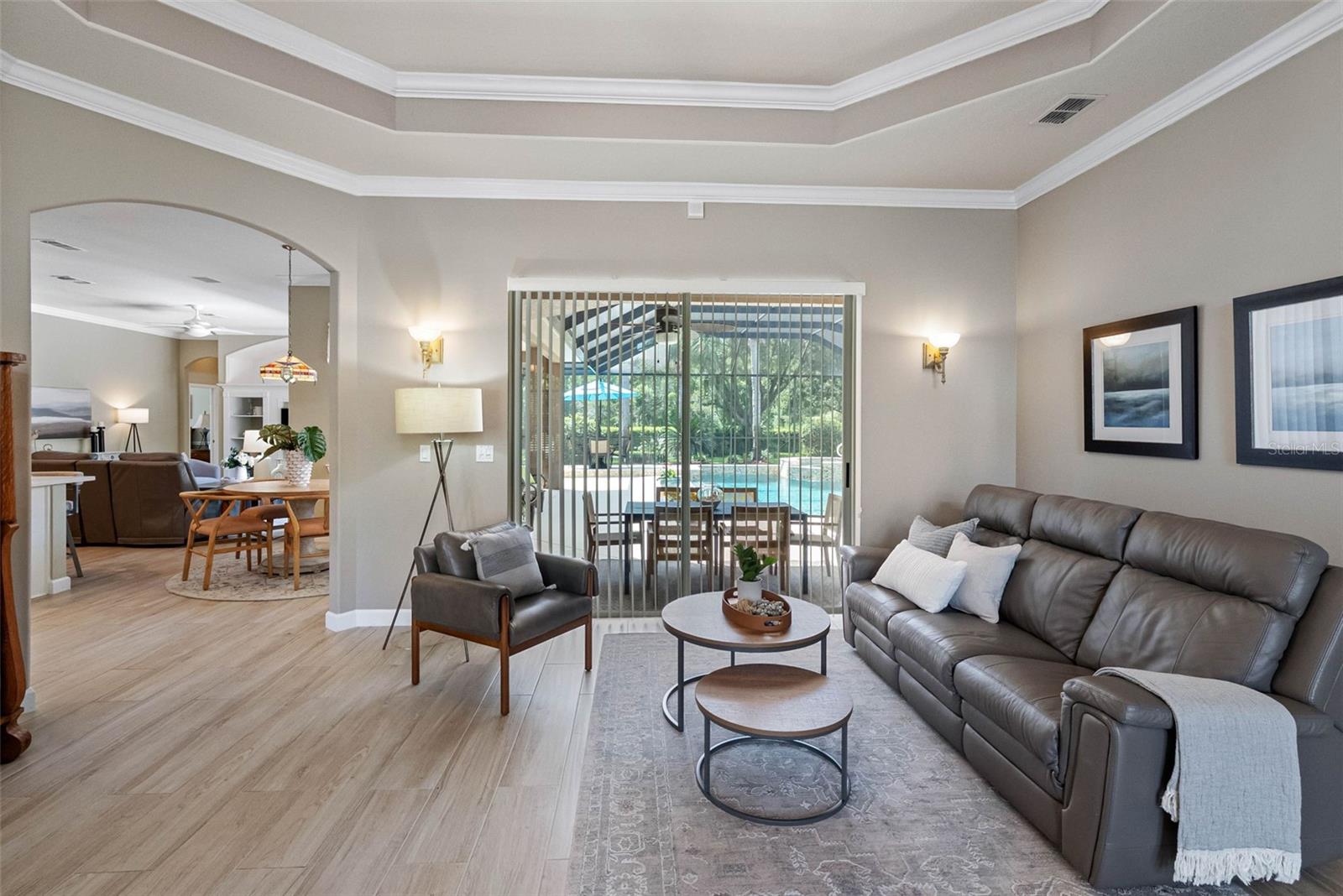 Image 6 of 50 For 6523 Alcester Drive