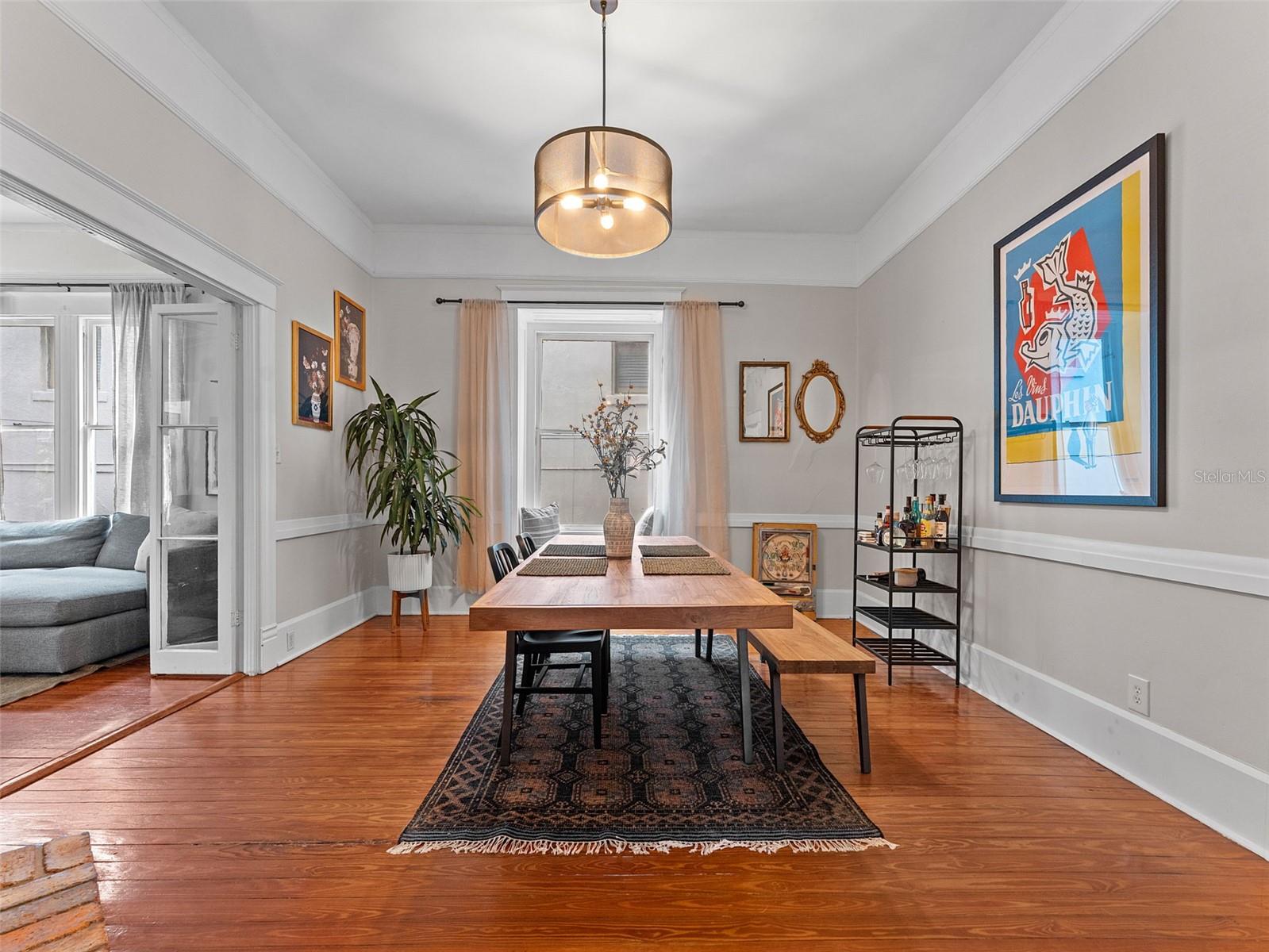 Image 4 of 48 For 306 Ross Avenue